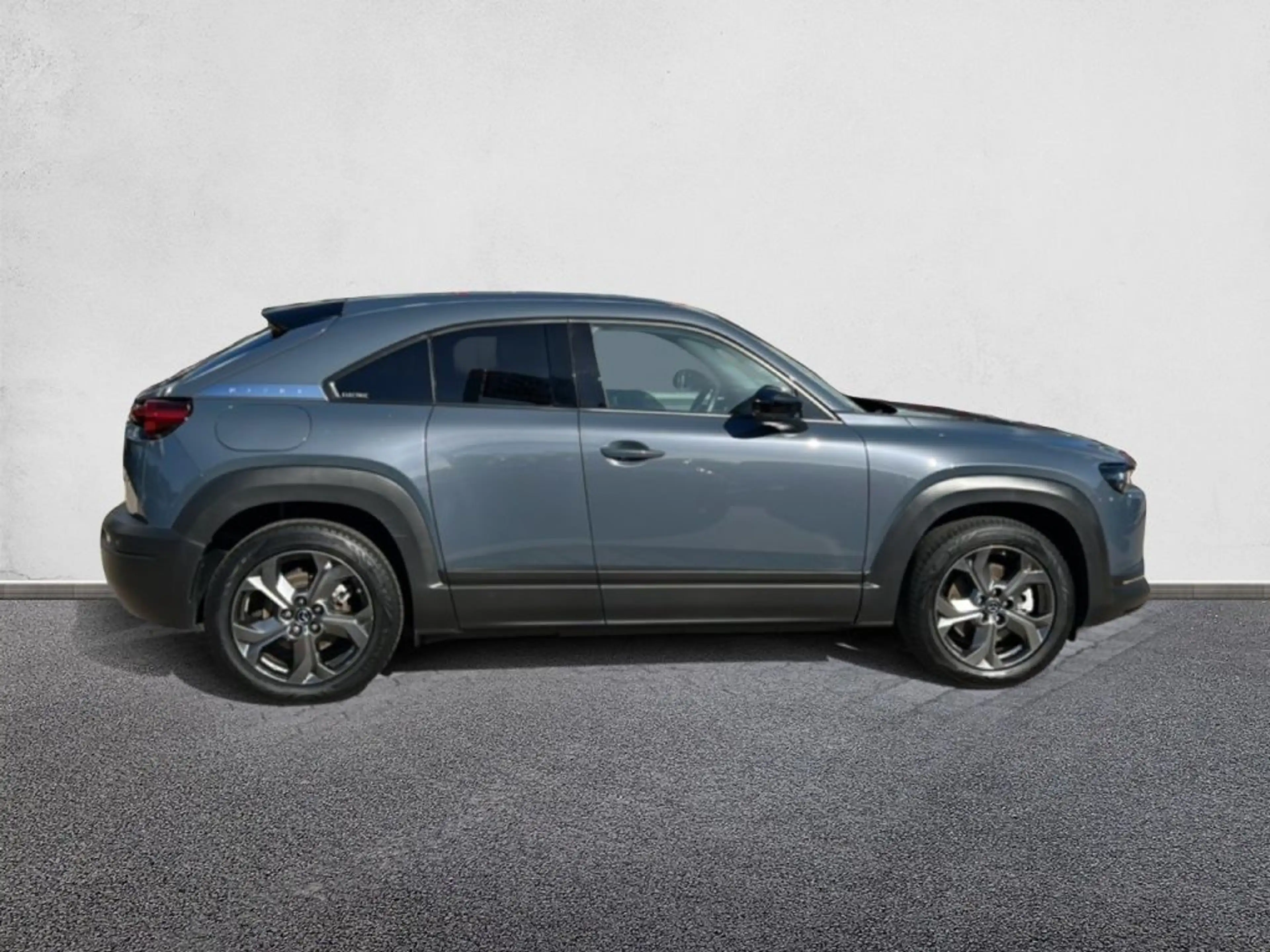Mazda MX-30 e-SKYACTIV — photo 4