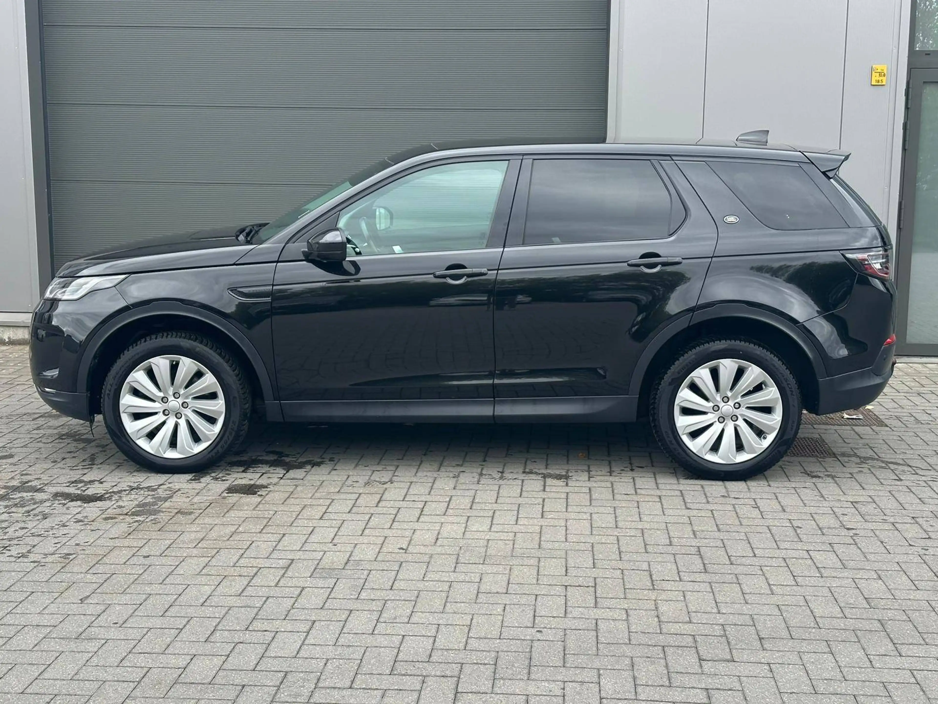 Land Rover Discovery Sport Navigatie/camera/elektrische zetels/panoramisch dak — photo 2