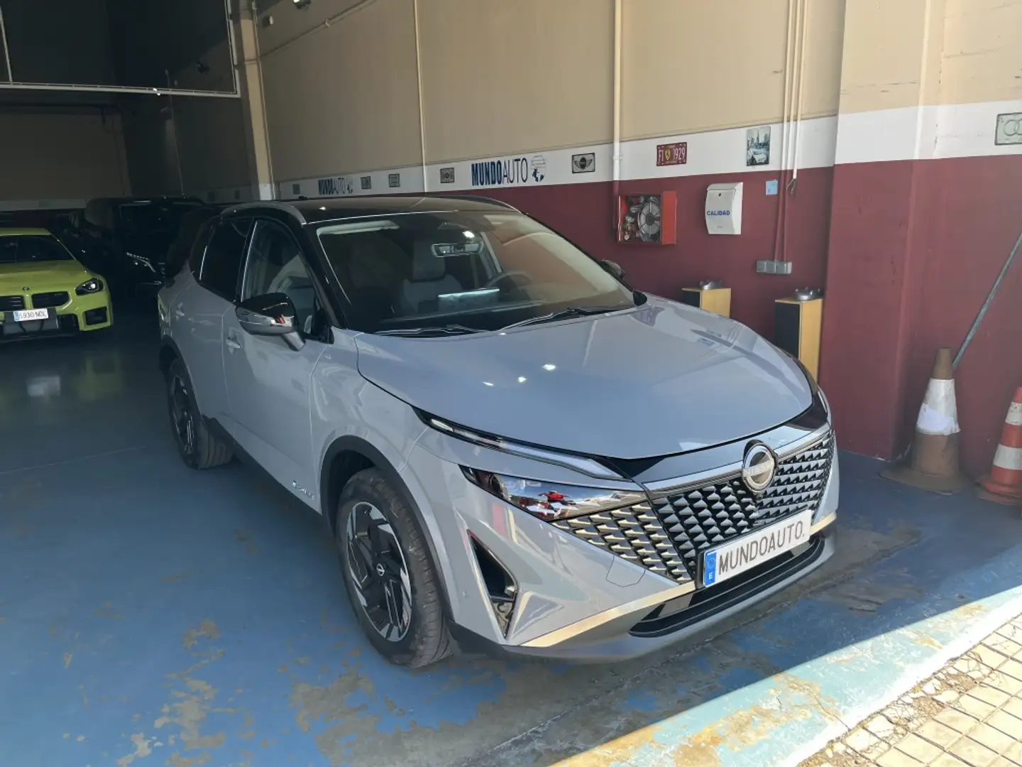 Nissan Qashqai E-POWER N-Connecta 4x2 140kW Gris - 1