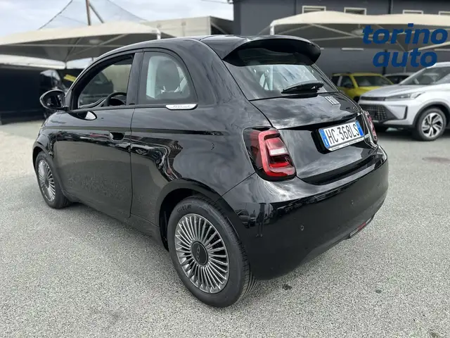 Fiat 500 view 5