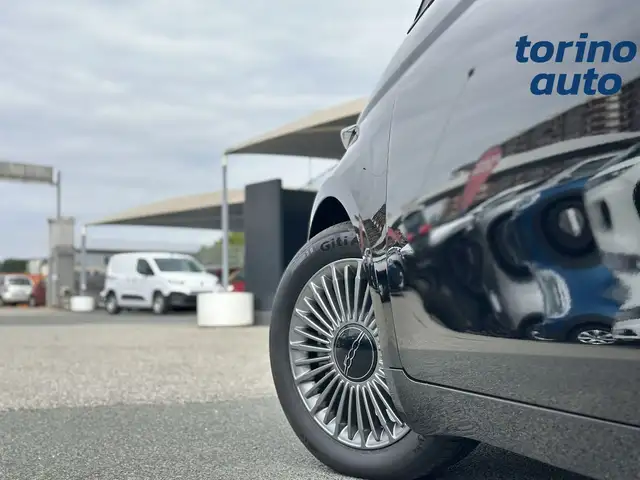 Fiat 500 view 10