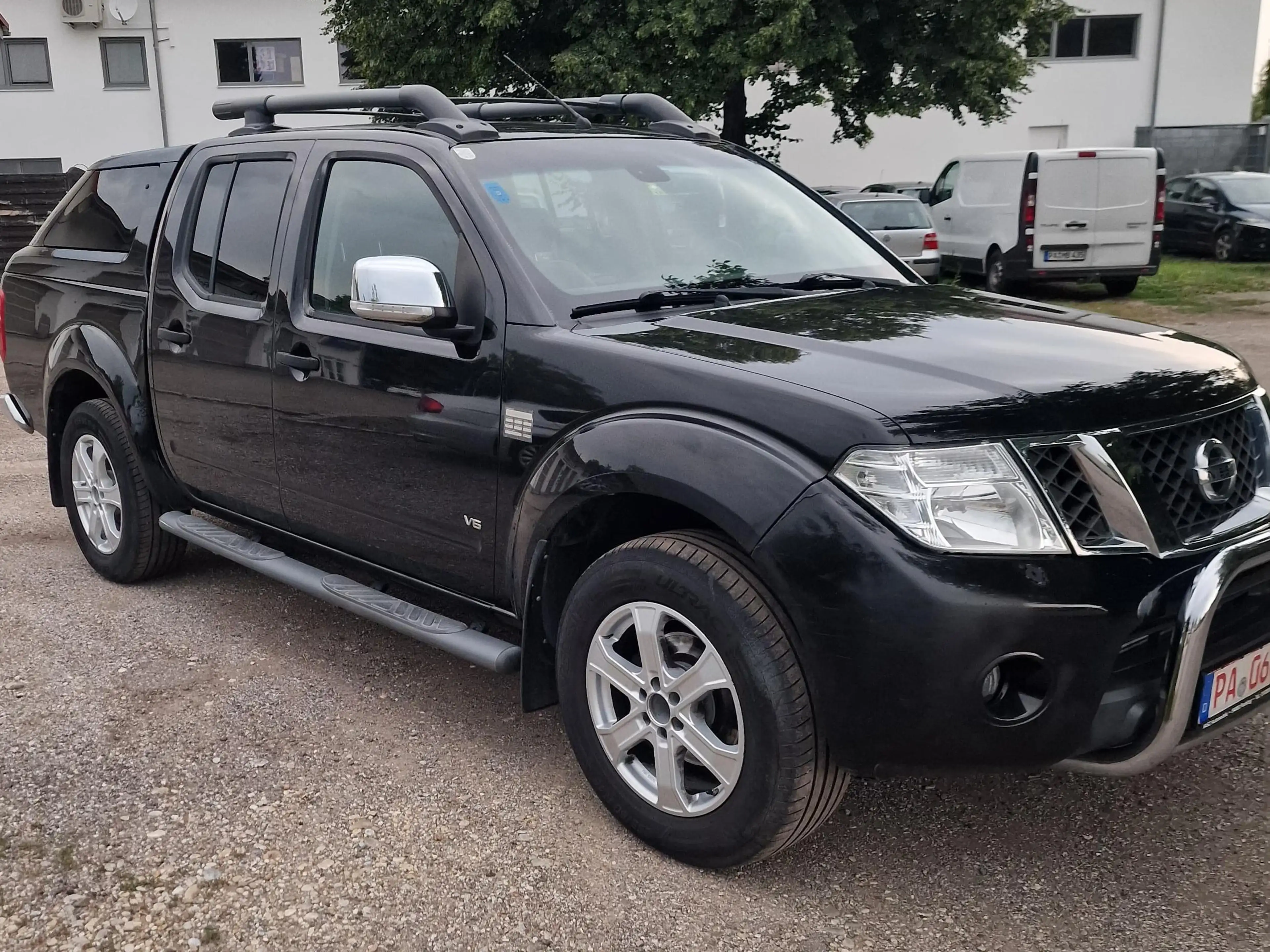 Nissan Navara Double Cab LE V6 4X4 — photo 5