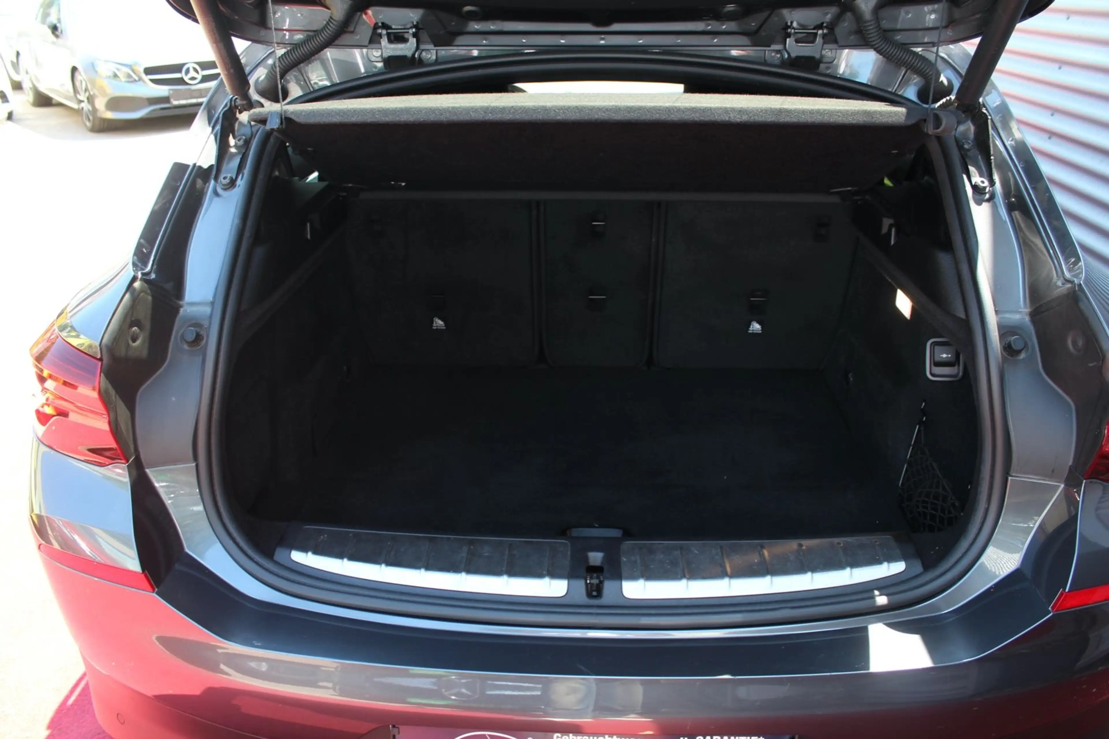 BMW X2 sDrive 18 d ADVANTAGE PLUS KLIMA NAVI 18.ZOLL — photo 7