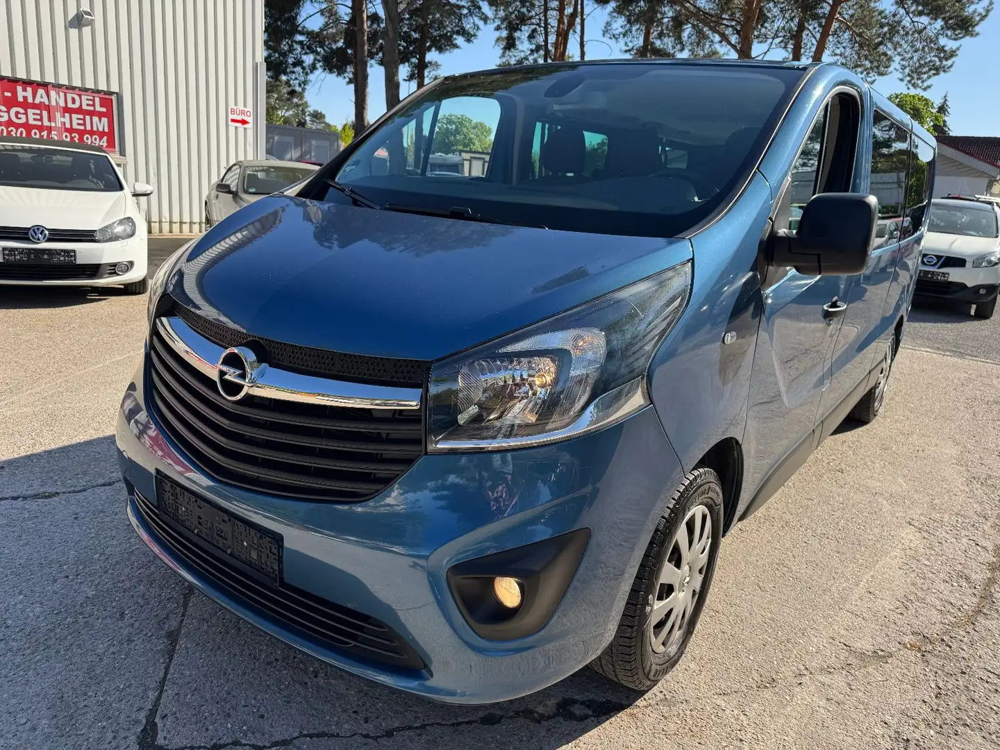 Opel Vivaro ViVARO 1.6CDTi KOMFORT LANG 1.HAND NAVi 9-SiTZER Bleu - 1