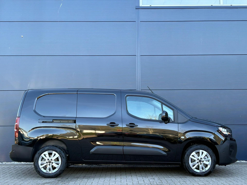 Peugeot Partner 1.5 BlueHDi 130pk EAT8 L2 | Navigatie | 3-zits | H — photo 4