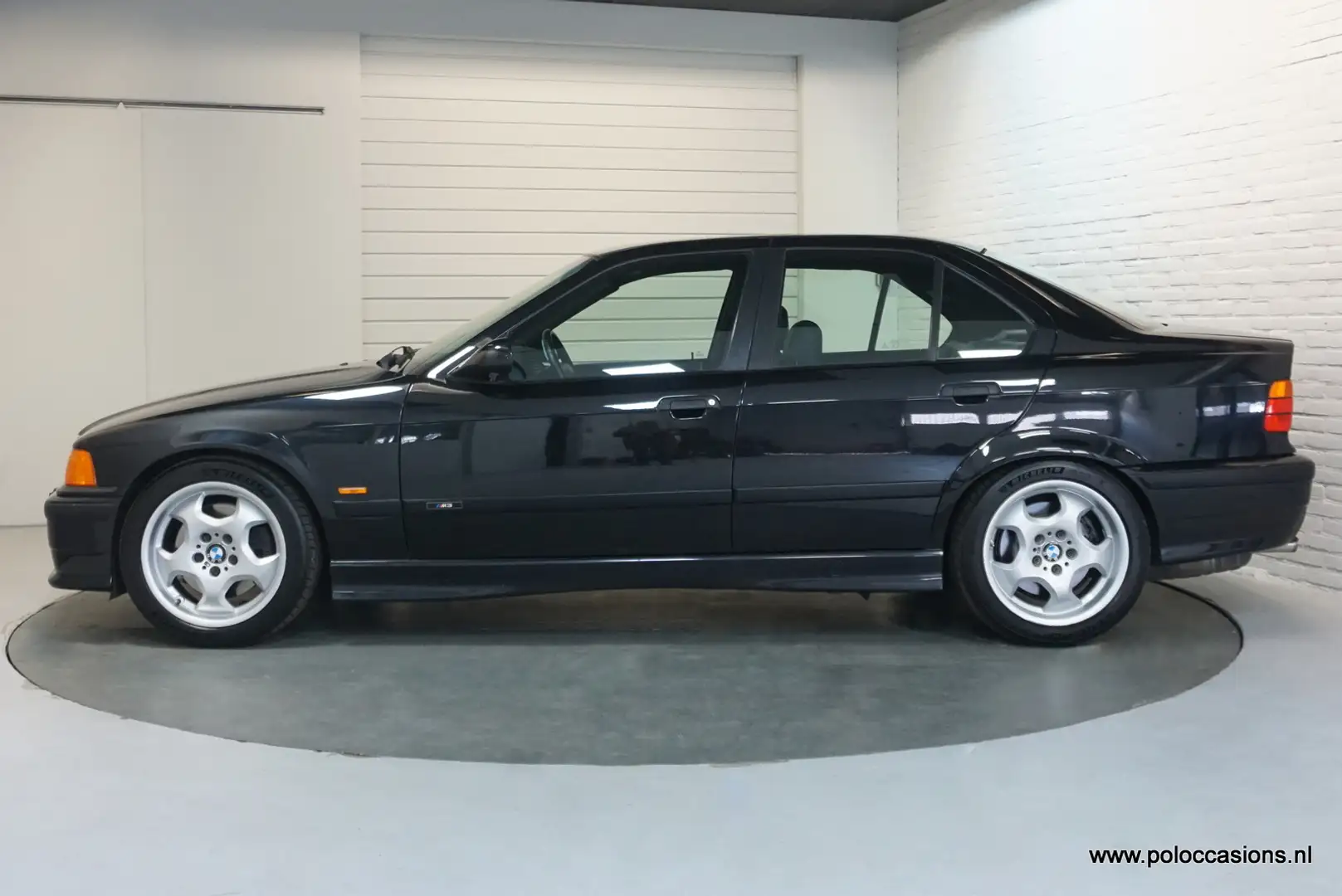 BMW M3 AUTOMAAT 3.2 US Motor | Automaat | 240 PK | Consig Noir - 2