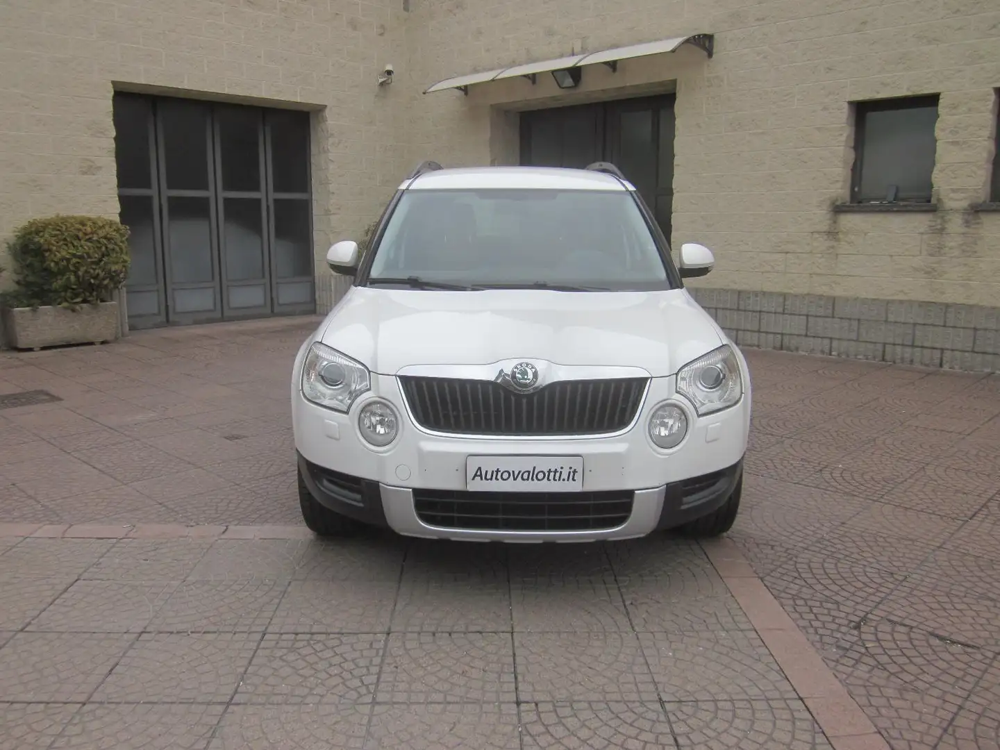 Skoda Yeti 1.8 tsi Elegance (adventure) 4x4 UNICAPRO Bianco - 2