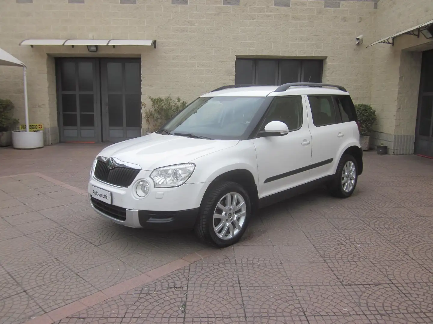 Skoda Yeti 1.8 tsi Elegance (adventure) 4x4 UNICAPRO Bianco - 1