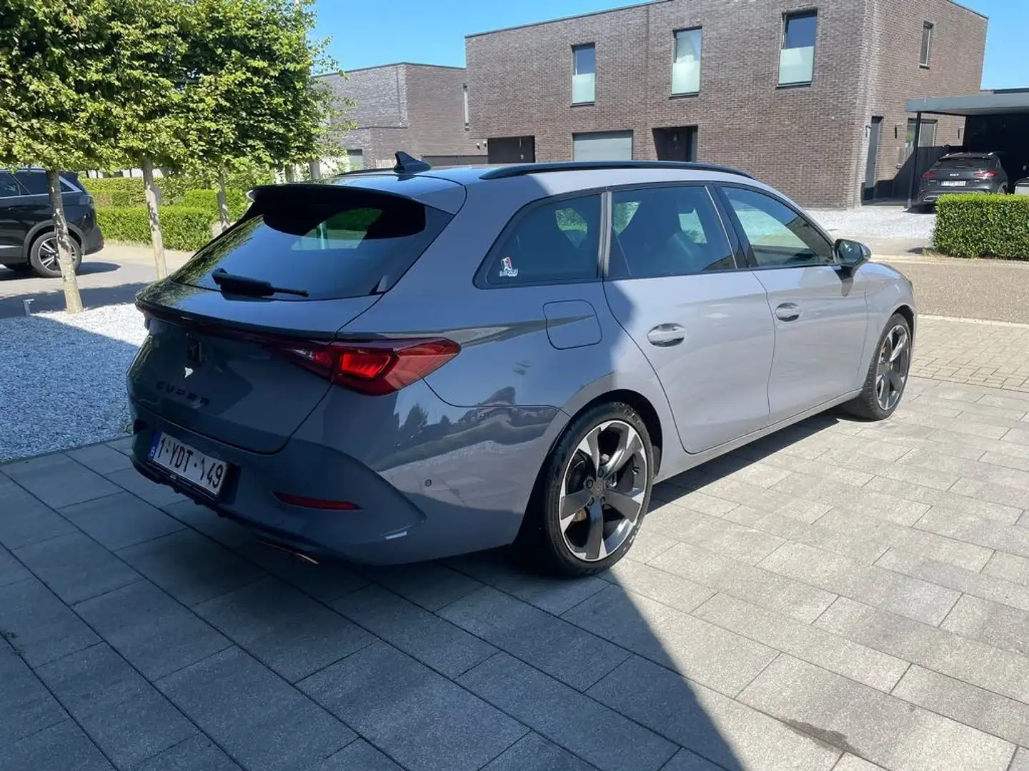 CUPRA Leon 1.4 e-HYBRID 204pk(150kW) DSG 6v Plug-in Hybrid Grijs - 1