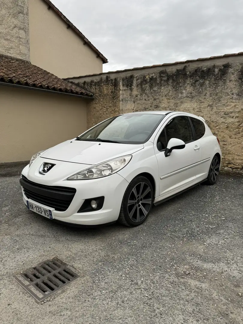 Peugeot 207 1.6 VTi 120ch Premium - 1