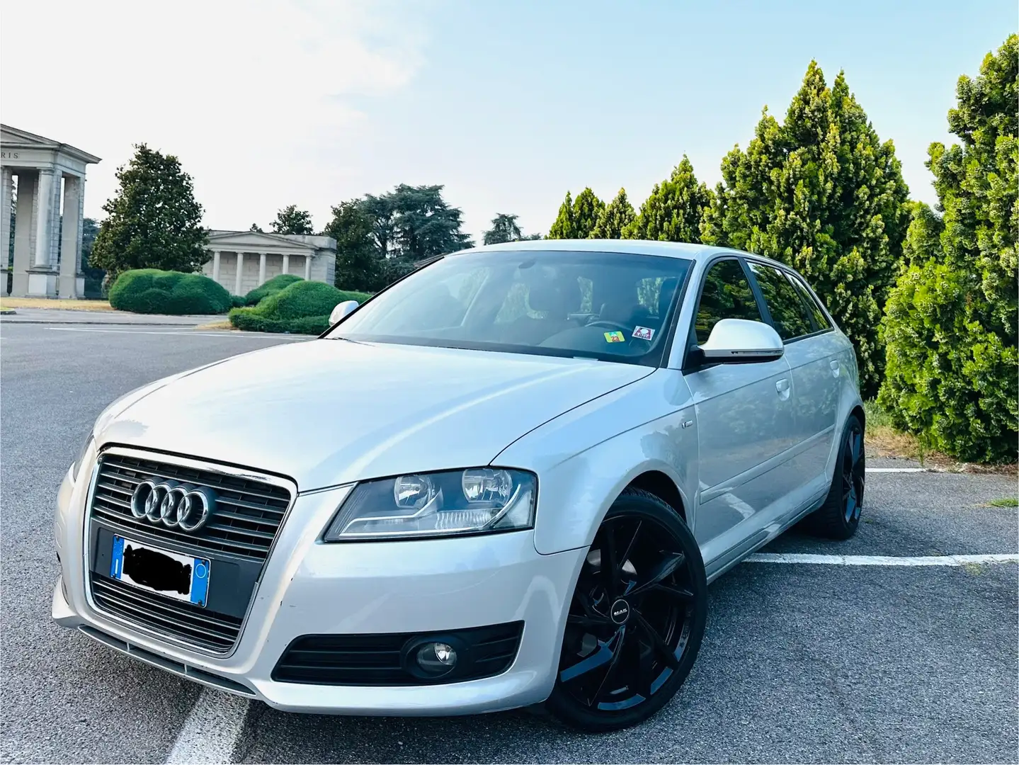 Audi A3 Sportback 2.0 tdi Ambition - 2