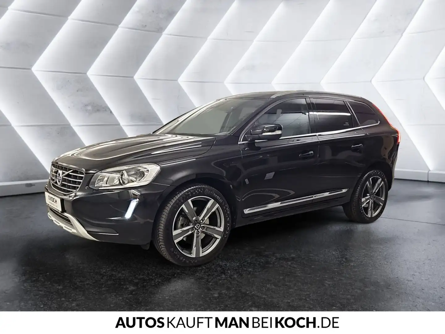 Volvo XC60 T6 AWD Summum Polestar STHZ BLIS RFK PANO H&K Schwarz - 2