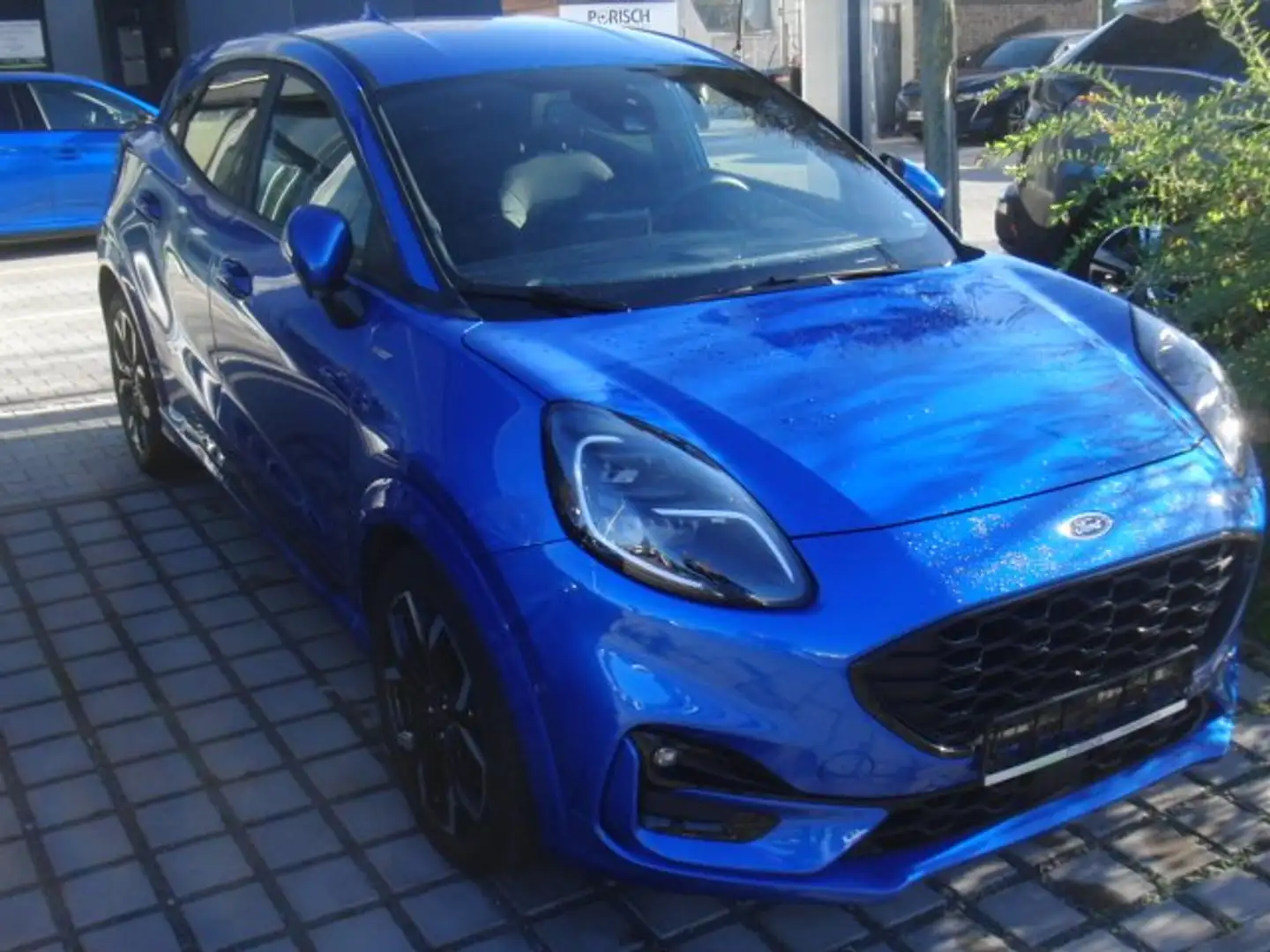 Ford Puma Hybrid ST-Line X Blau - 2