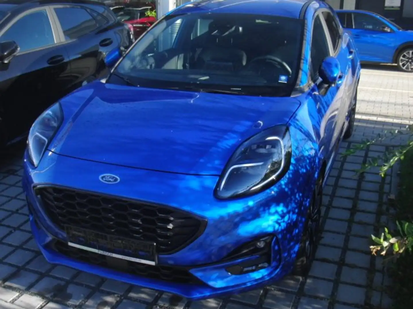 Ford Puma Hybrid ST-Line X Blau - 1