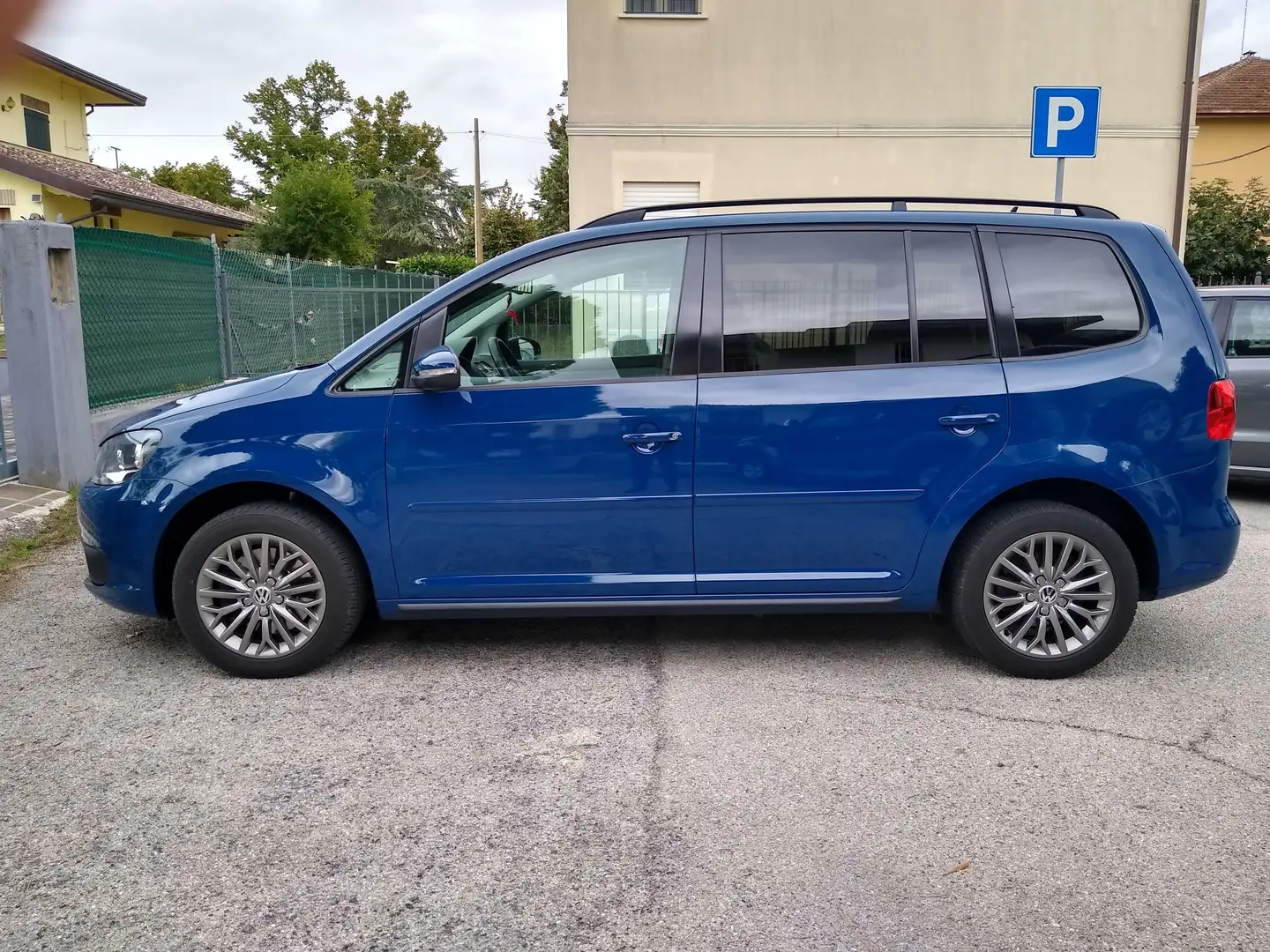 Volkswagen Touran Touran II 20101.4 tsi Comfortline ecofuel M 150cv Blue - 2