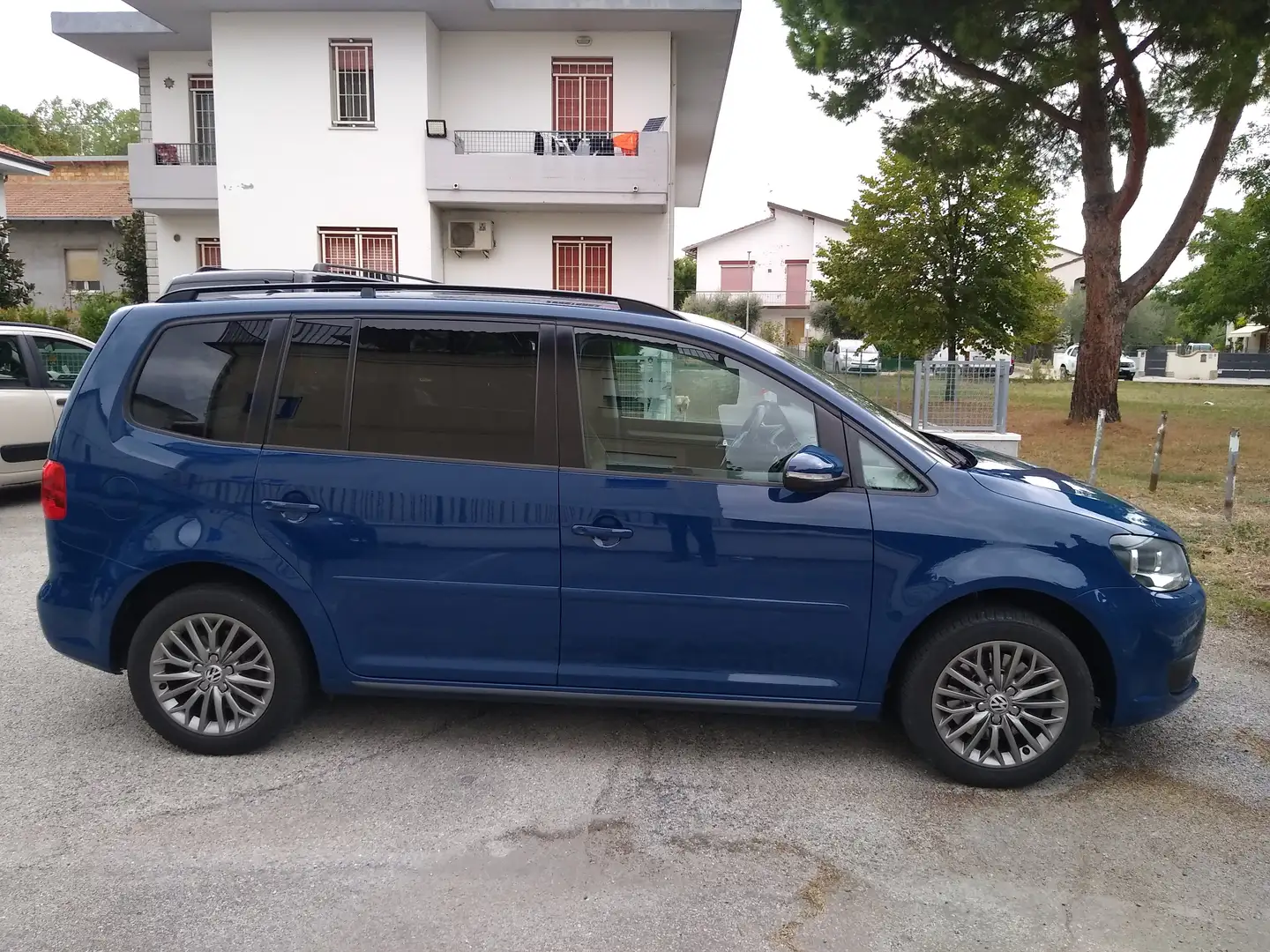 Volkswagen Touran Touran II 20101.4 tsi Comfortline ecofuel M 150cv Blue - 1