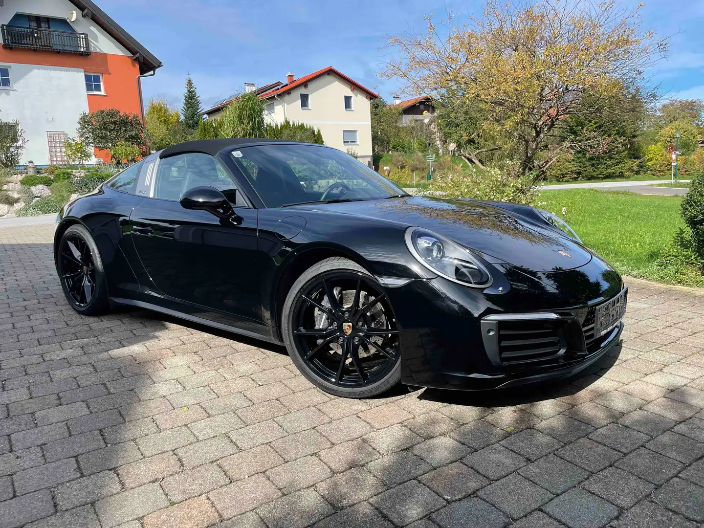 Porsche 911 991.2 Targa 4 PDK Schwarz - 2