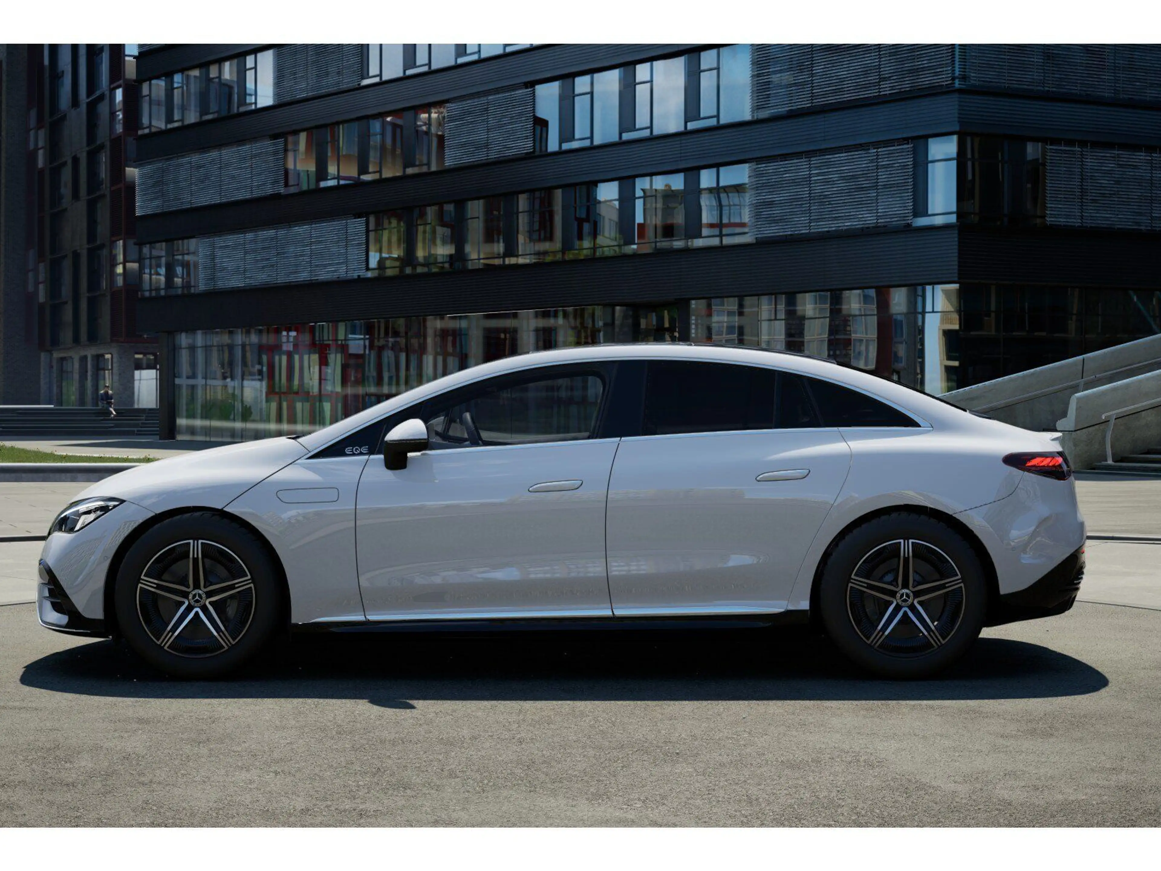 Mercedes-Benz EQE 300 AMG-ADVANCED+ MEMORY PANO DISTRONIC WDGS — photo 6