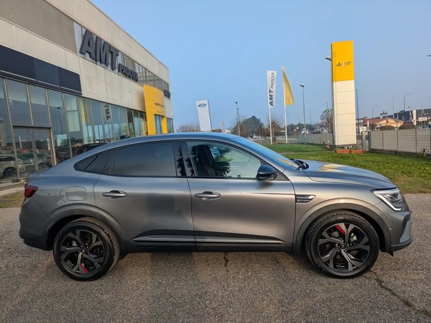 Renault Arkana 1.6 E-Tech full hybrid GPL R.S. Line 145cv Grigio - 2
