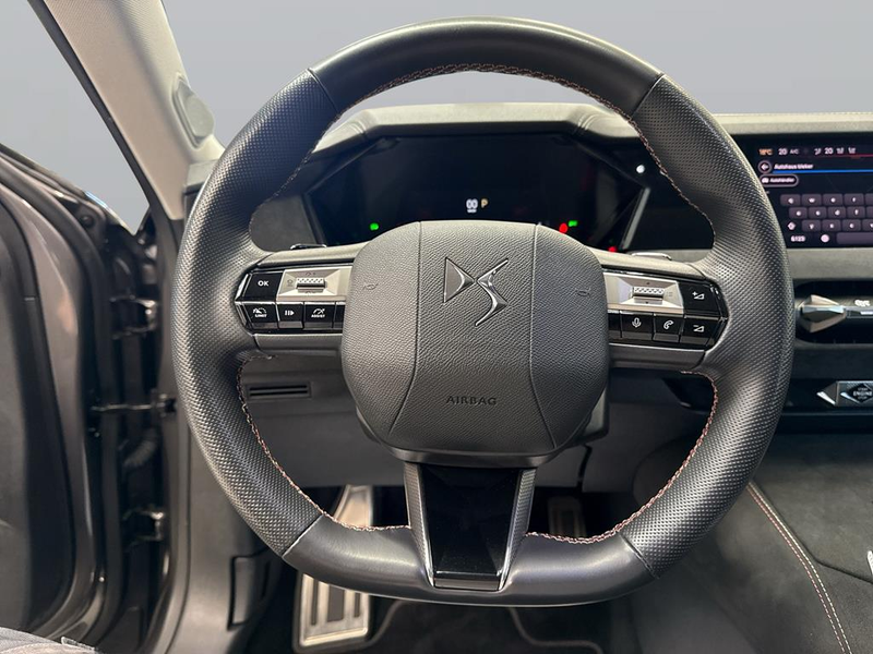 DS Automobiles DS 4 Performance Line + — photo 15