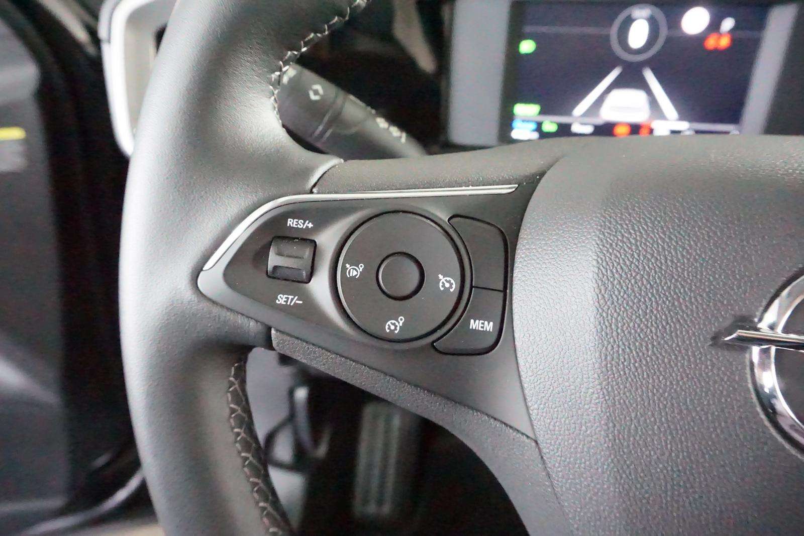 Opel Mokka E