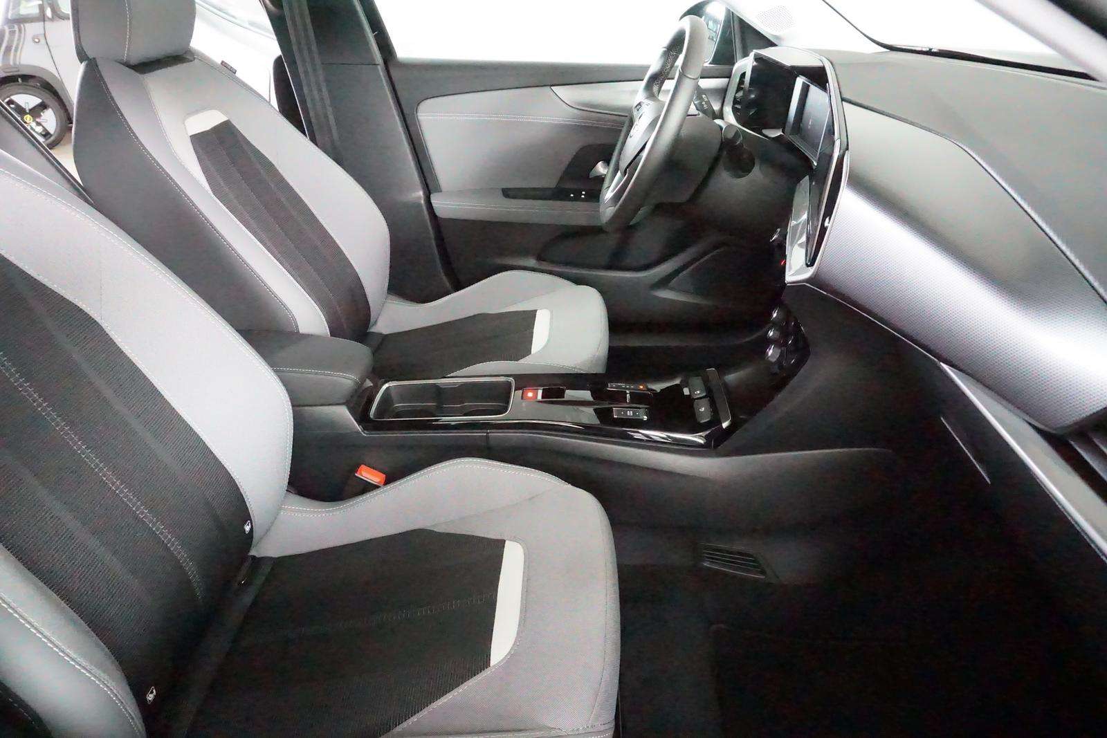 Opel Mokka E