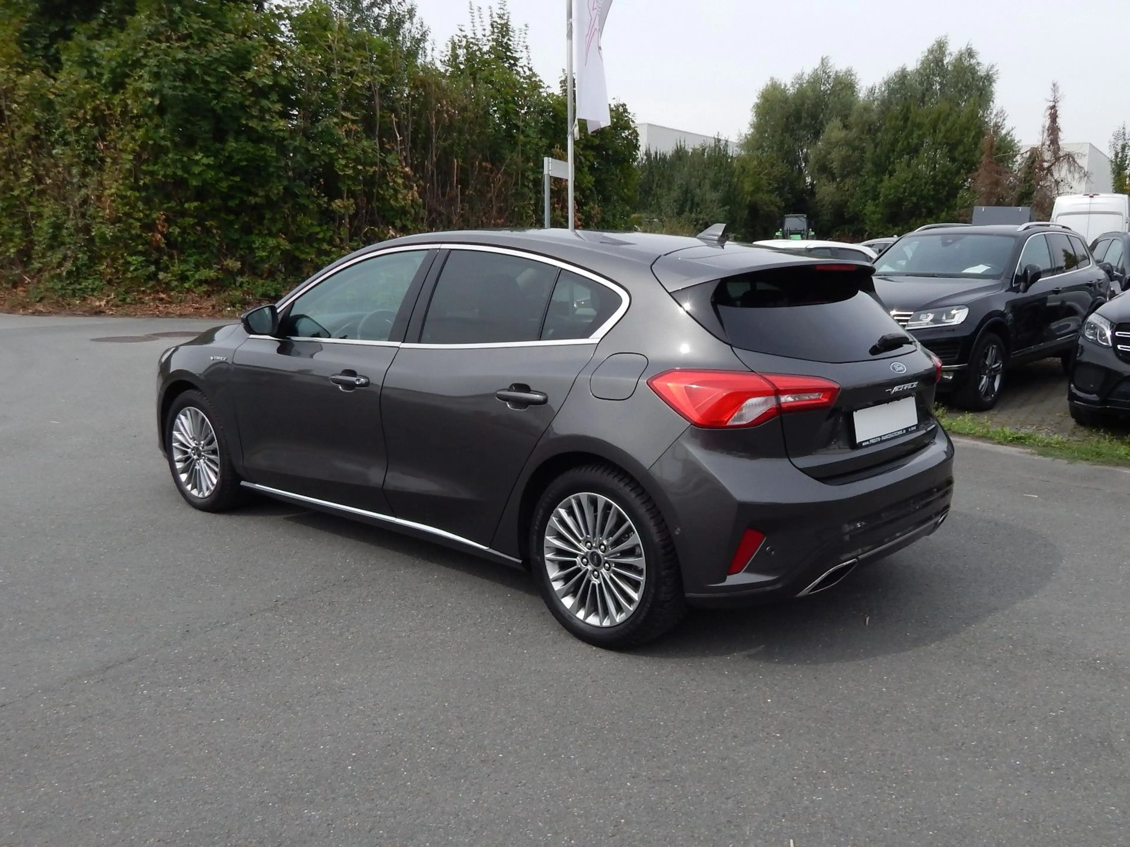 Ford Focus 1.5 Vignale ~HUD~NAVI~KAMERA~LEDER~LED~ — photo 5