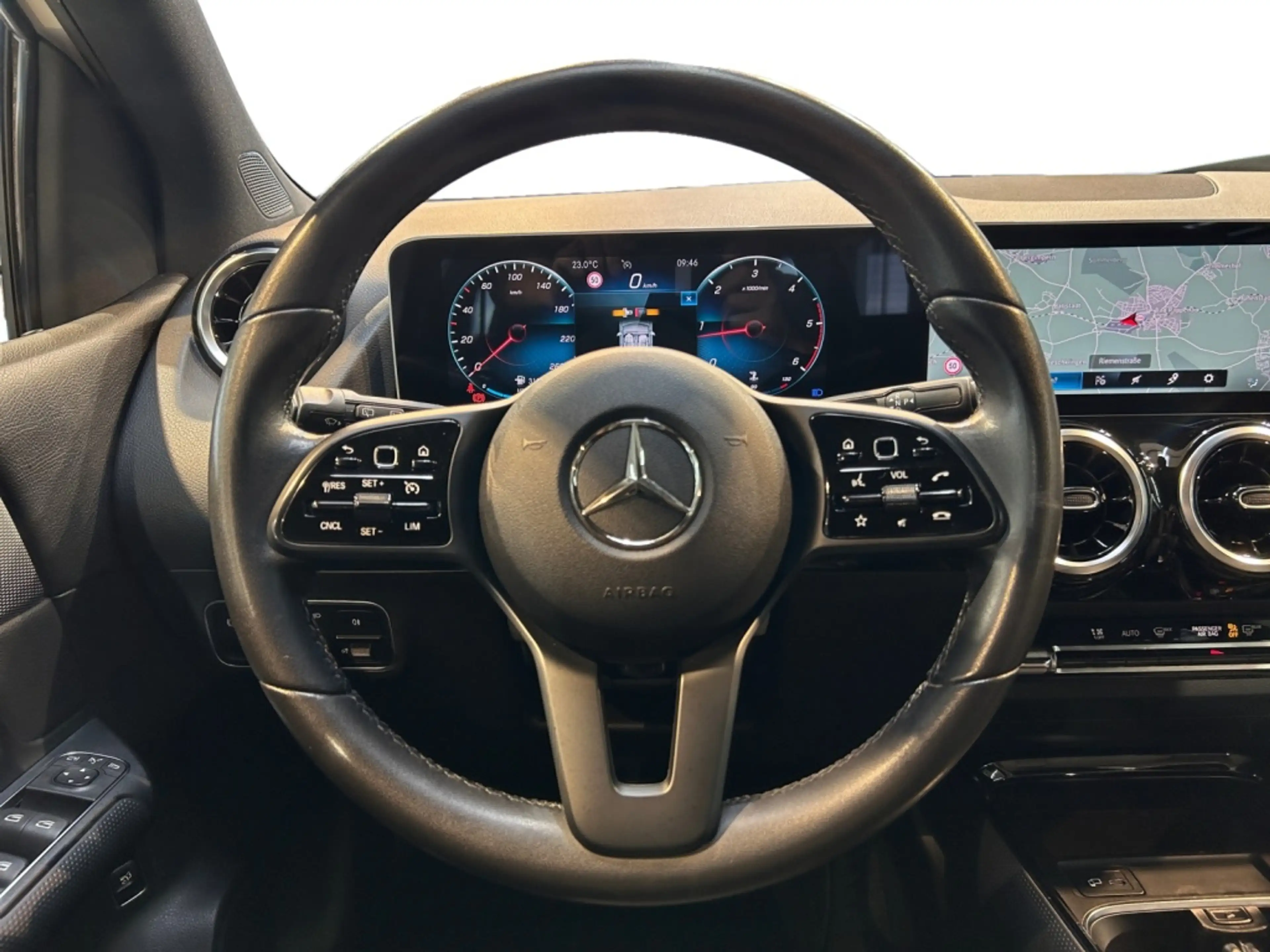 Mercedes-Benz B 220 d Style MBUX+Style+Wide+Cam+LED+Navi+AUT — photo 12