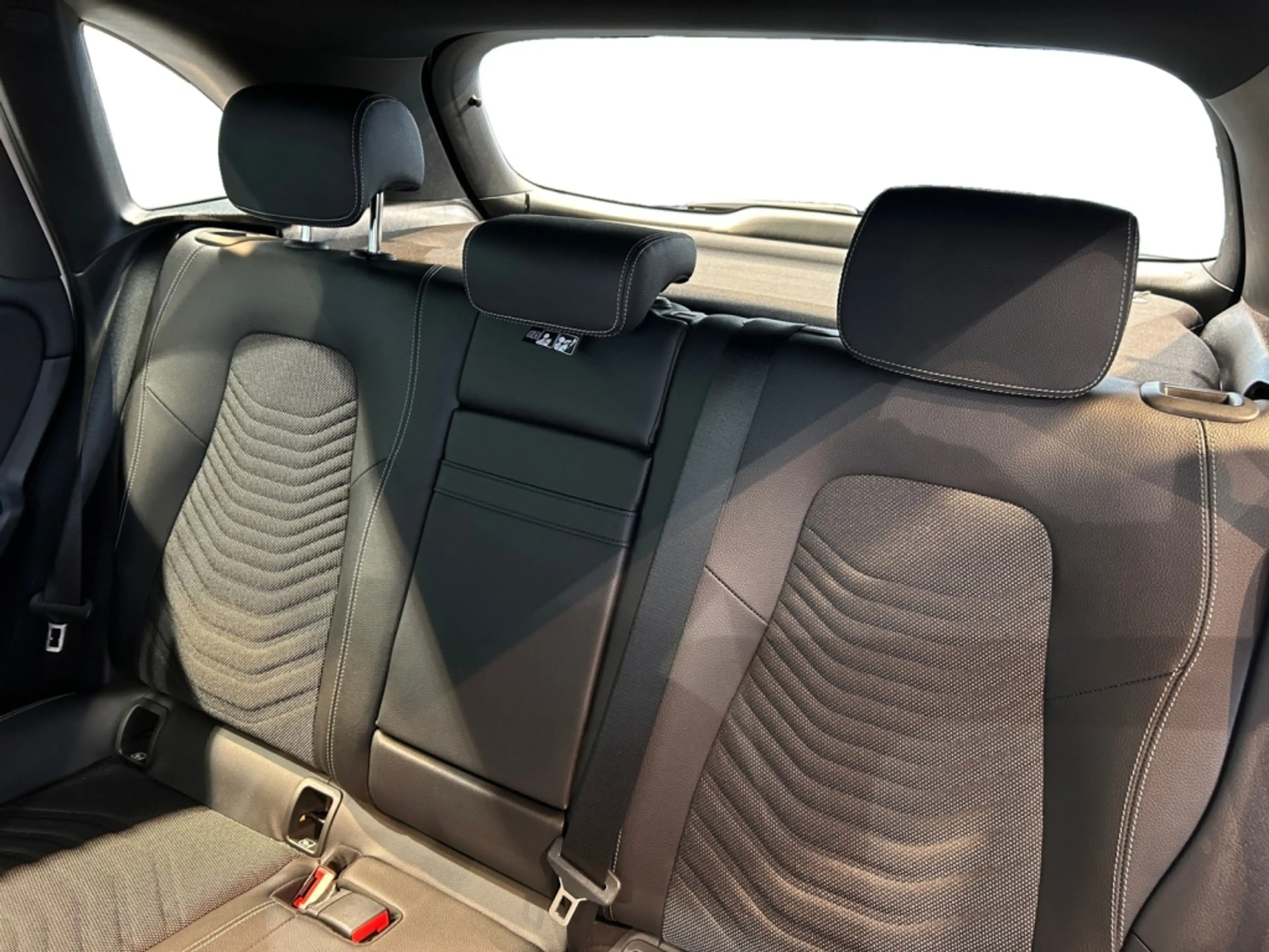 Mercedes-Benz B 220 d Style MBUX+Style+Wide+Cam+LED+Navi+AUT — photo 10