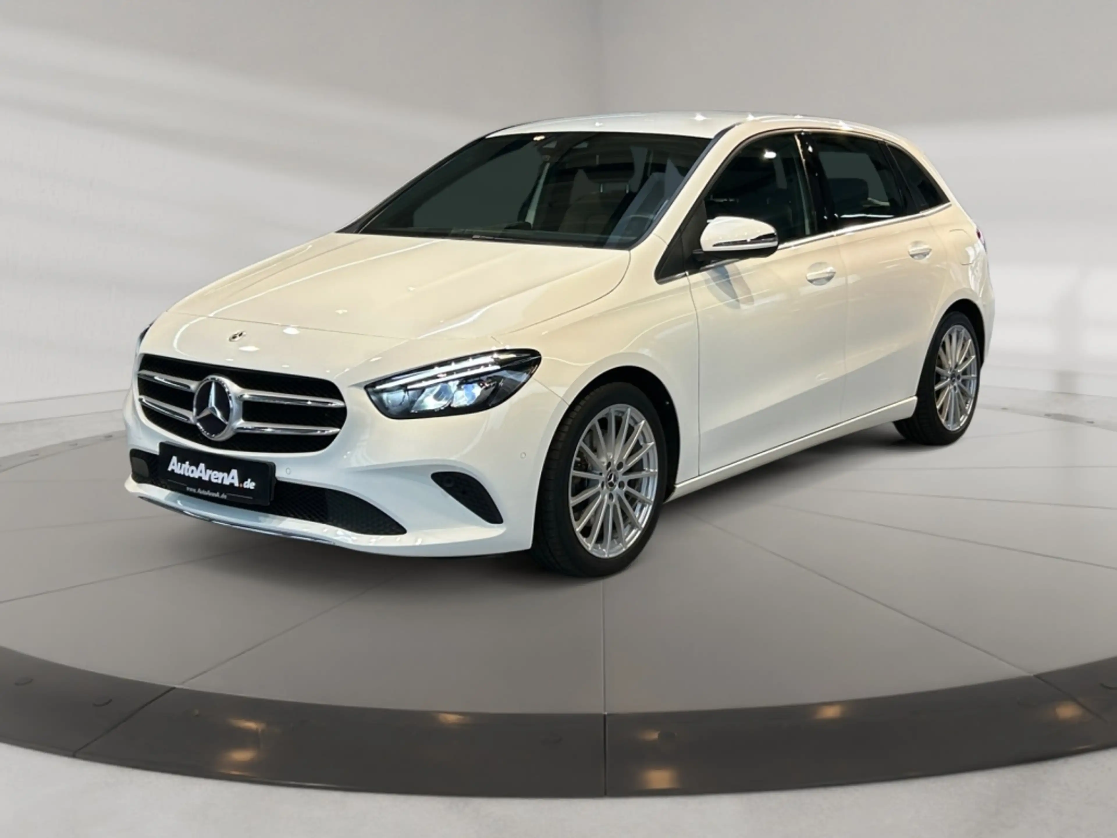 Mercedes-Benz B 220 d Style MBUX+Style+Wide+Cam+LED+Navi+AUT — photo 2