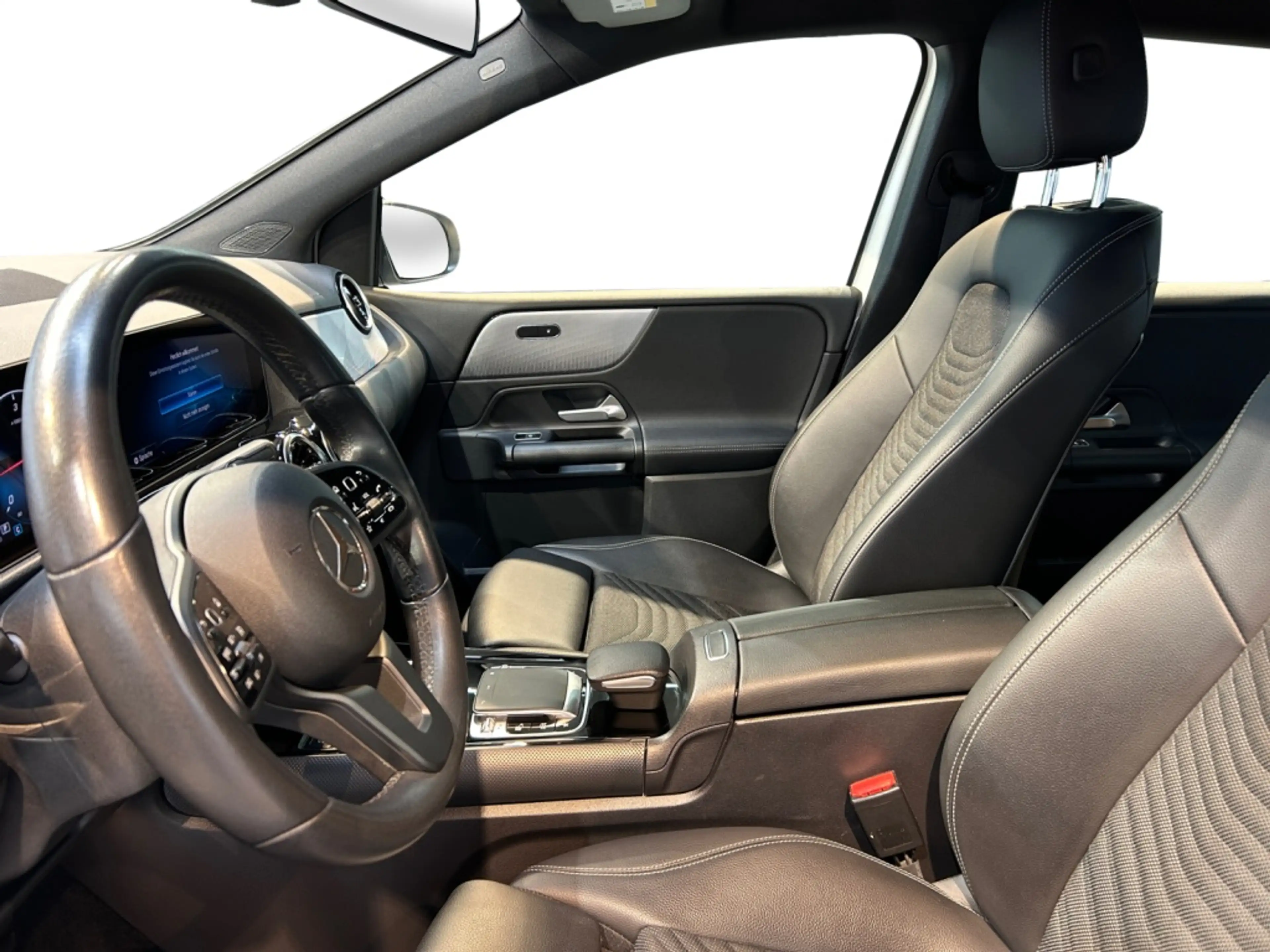 Mercedes-Benz B 220 d Style MBUX+Style+Wide+Cam+LED+Navi+AUT — photo 8
