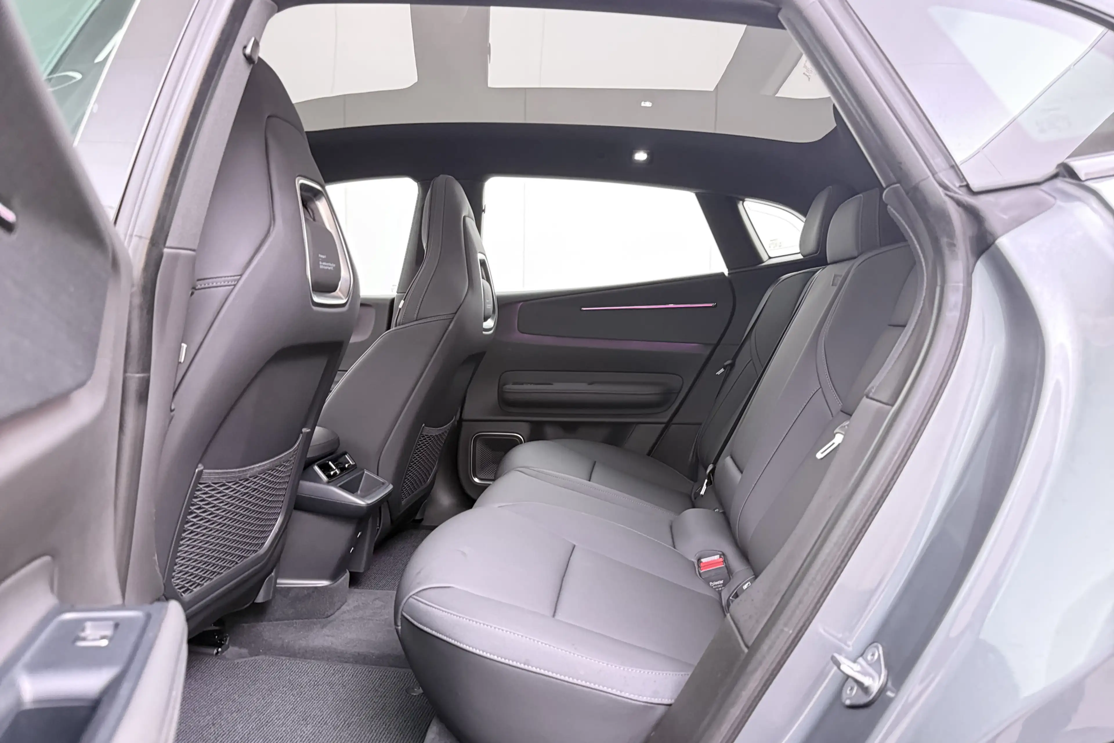 Polestar 4 Long Range 100 kWh Warmtepomp Pano-dak Head-Up Dis — photo 12