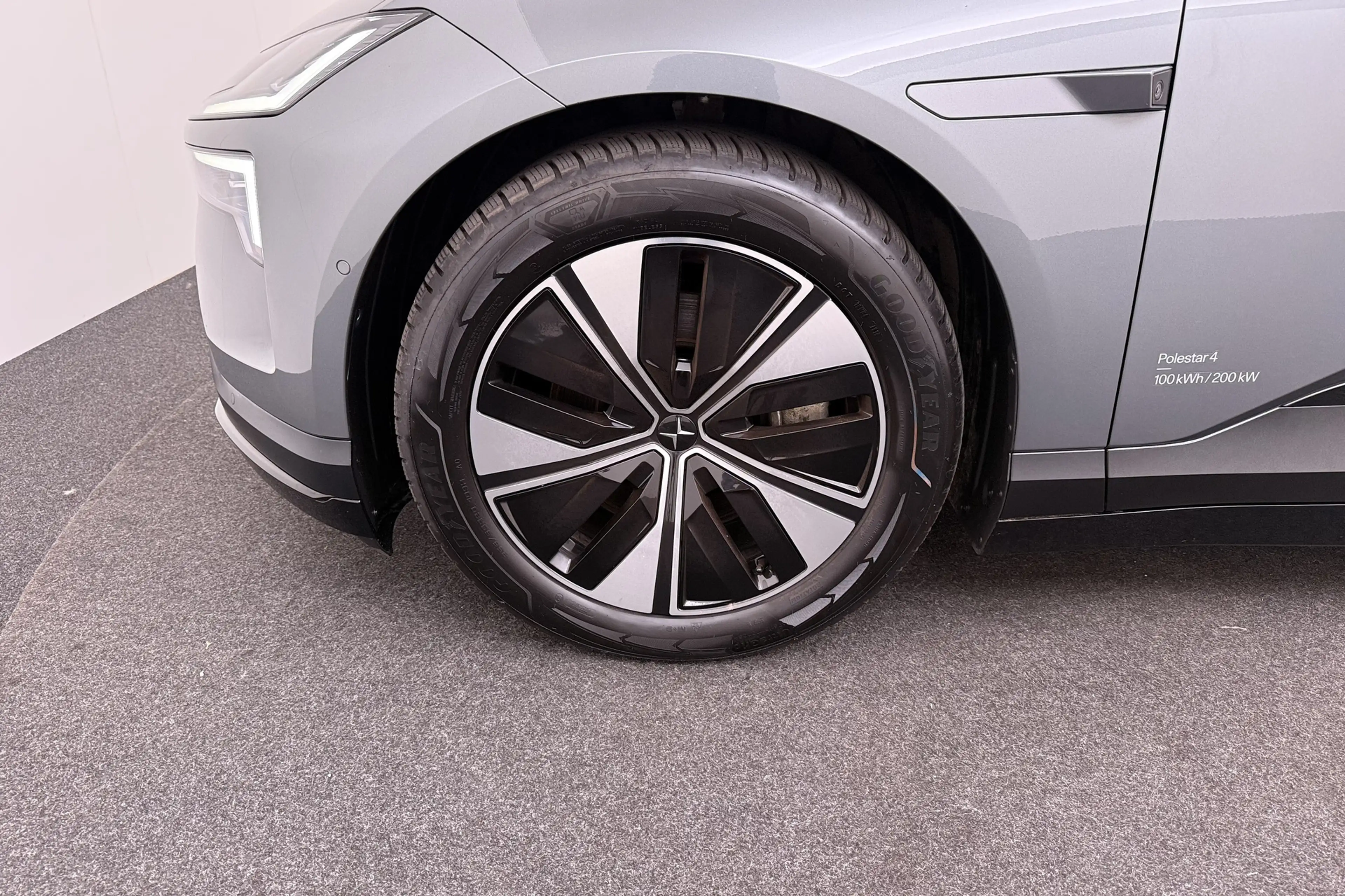 Polestar 4 Long Range 100 kWh Warmtepomp Pano-dak Head-Up Dis — photo 7