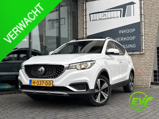MG ZS MG EV Luxury 45 kWh*PANO*ECC*CAMERA*ACC*CARPLAY*
