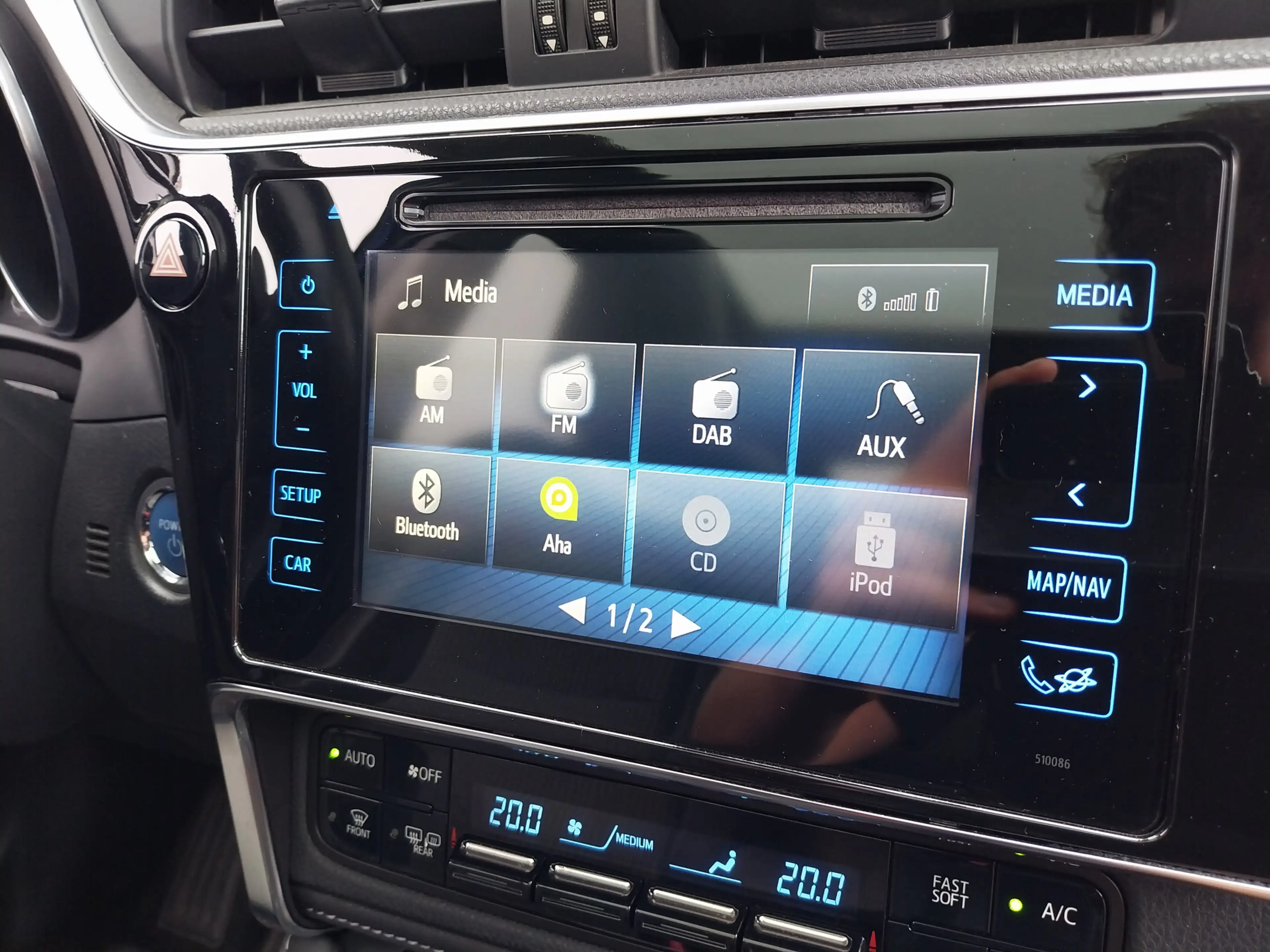 Toyota Auris Touring Sports 1.8 Hybrid PANO DAK CAMERA HALF LEE — photo 12