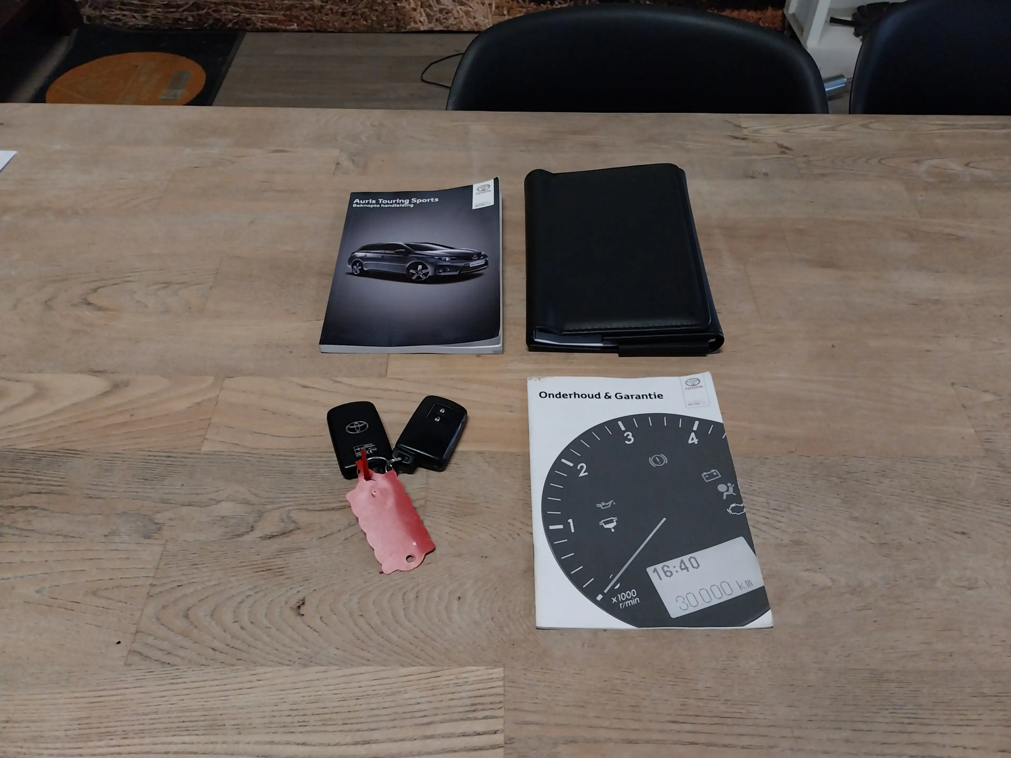 Toyota Auris Touring Sports 1.8 Hybrid PANO DAK CAMERA HALF LEE — photo 5