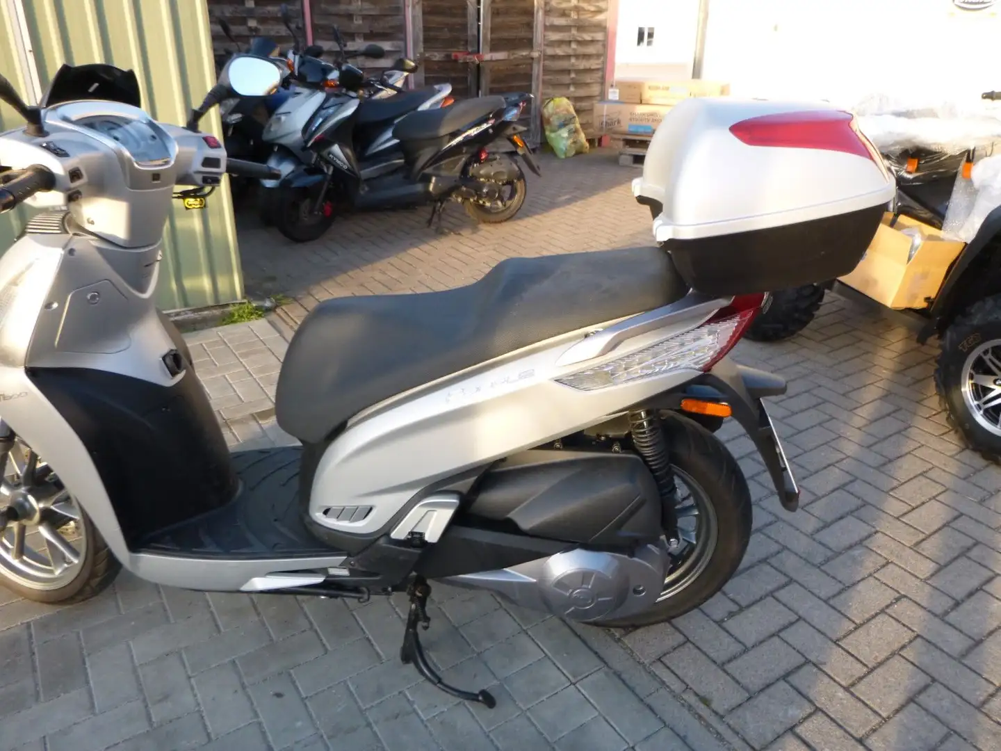 Kymco People GT300i ABS Silver - 2