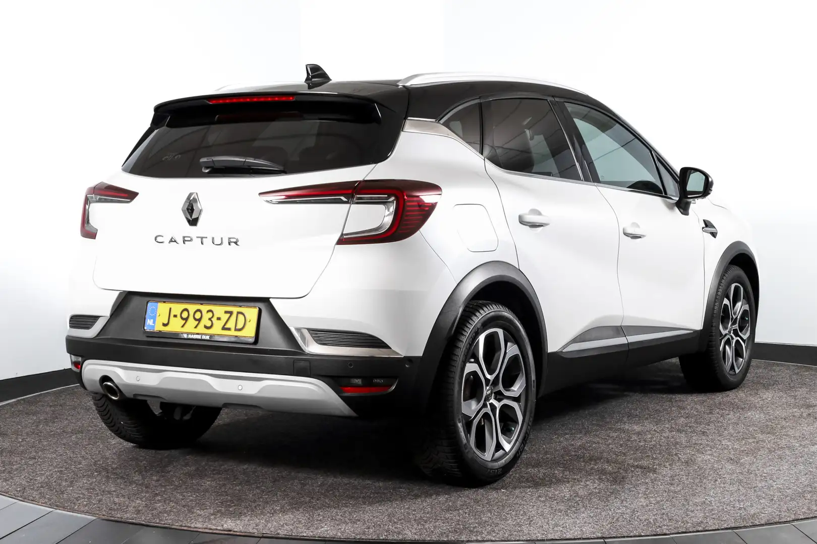 Renault Captur 1.3 TCe 155 PK Edition One - Automaat | Dig. Cockp Wit - 2