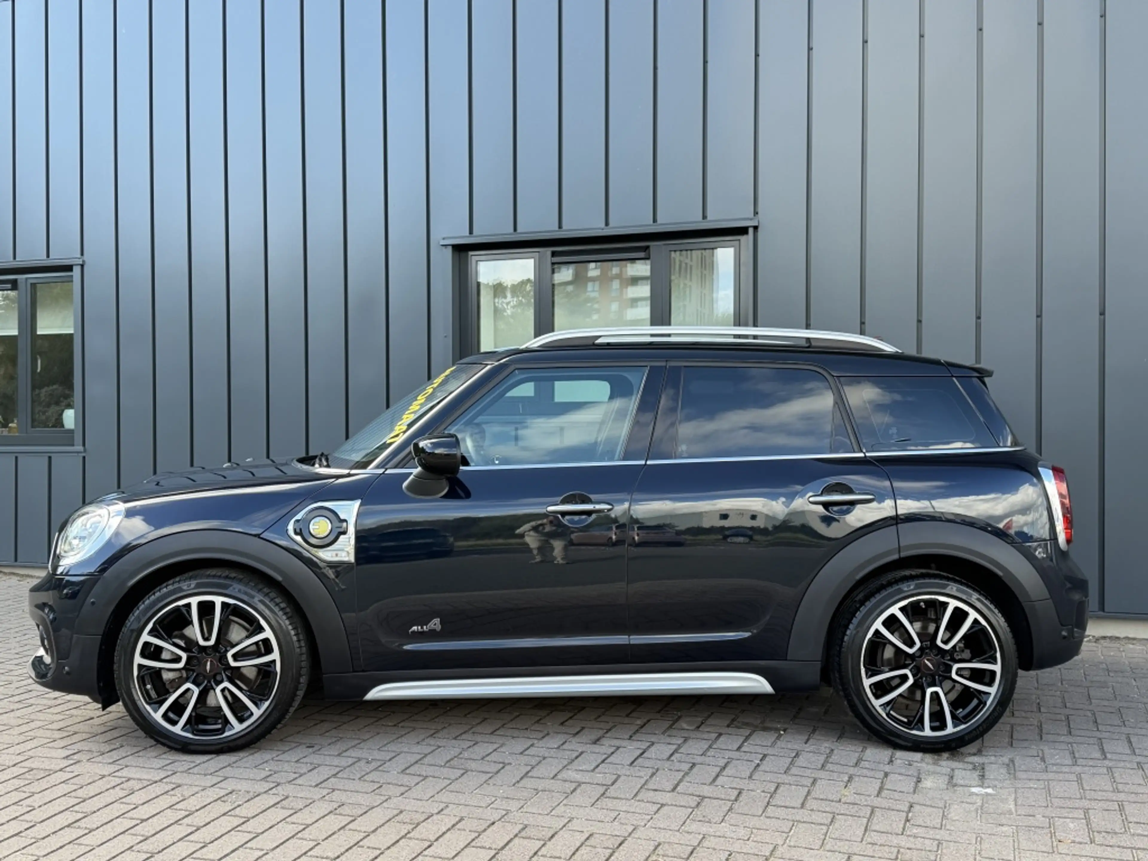 MINI Cooper SE Countryman 1.5 ALL4 Pano*Clima*Navi NAP! — photo 2
