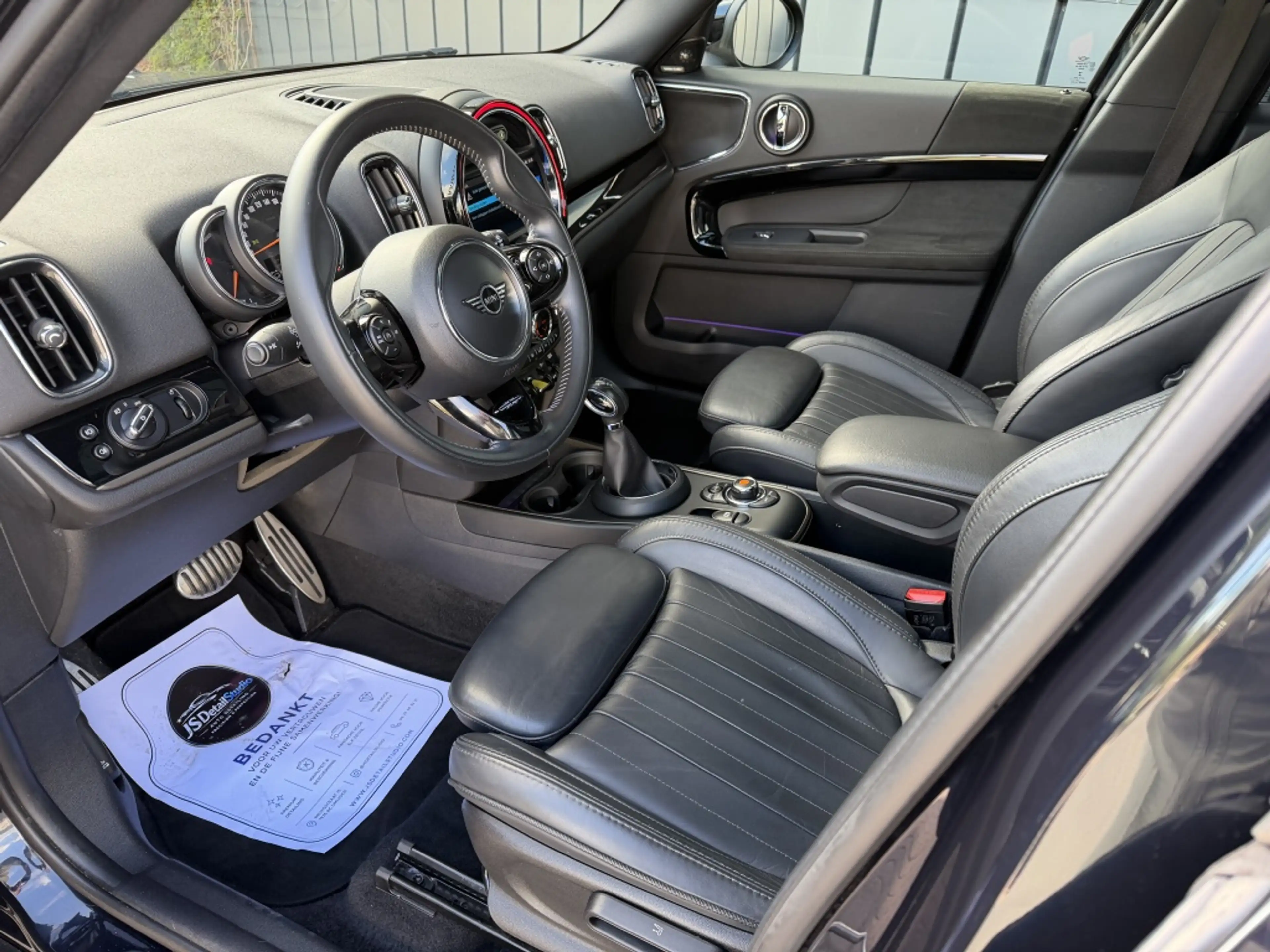 MINI Cooper SE Countryman 1.5 ALL4 Pano*Clima*Navi NAP! — photo 6