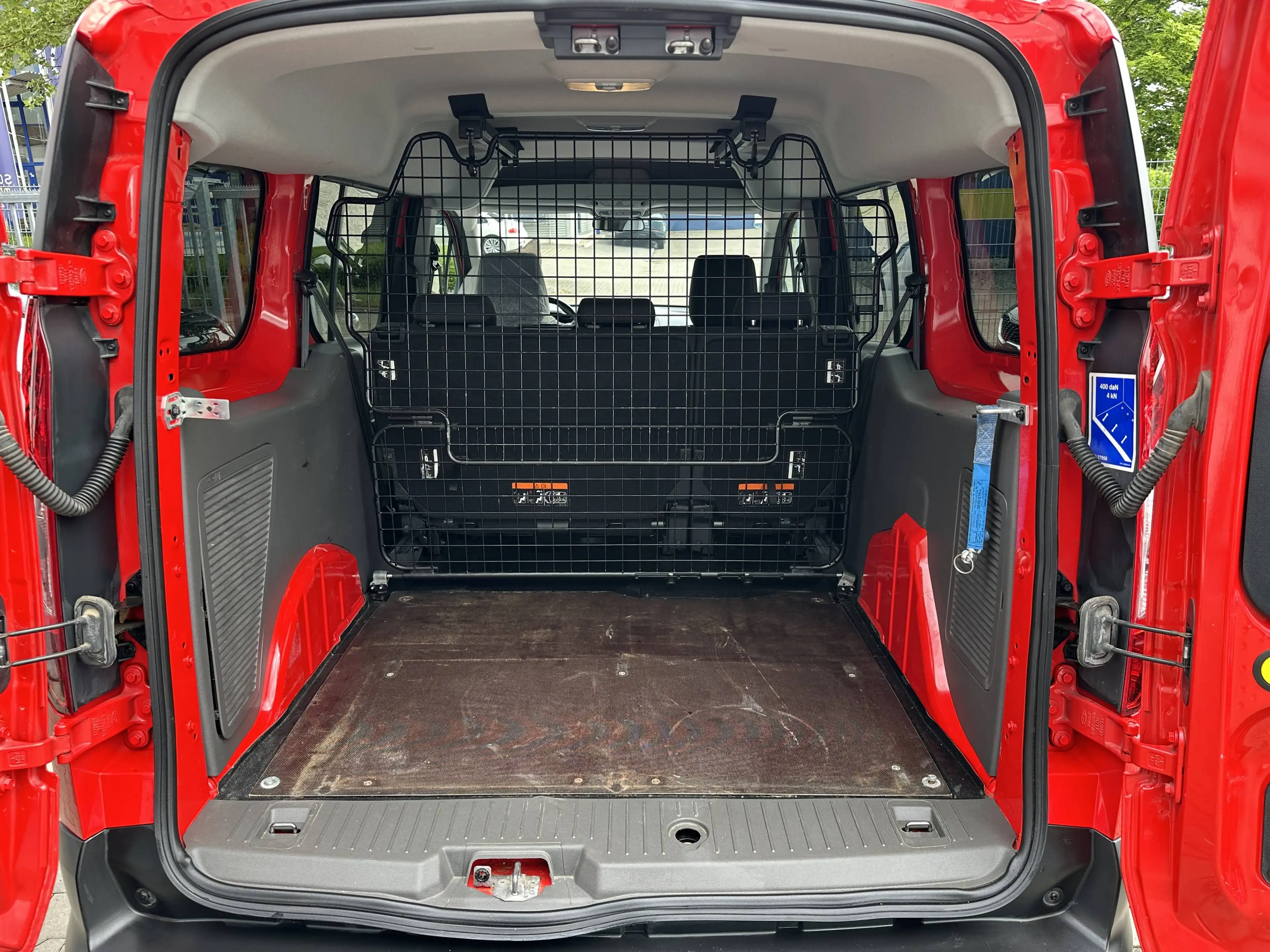 Ford Grand Tourneo 1.5 Maxi/L2*Kamera*Navi*Tempo*Sitzheizg*Parkpilot — photo 5