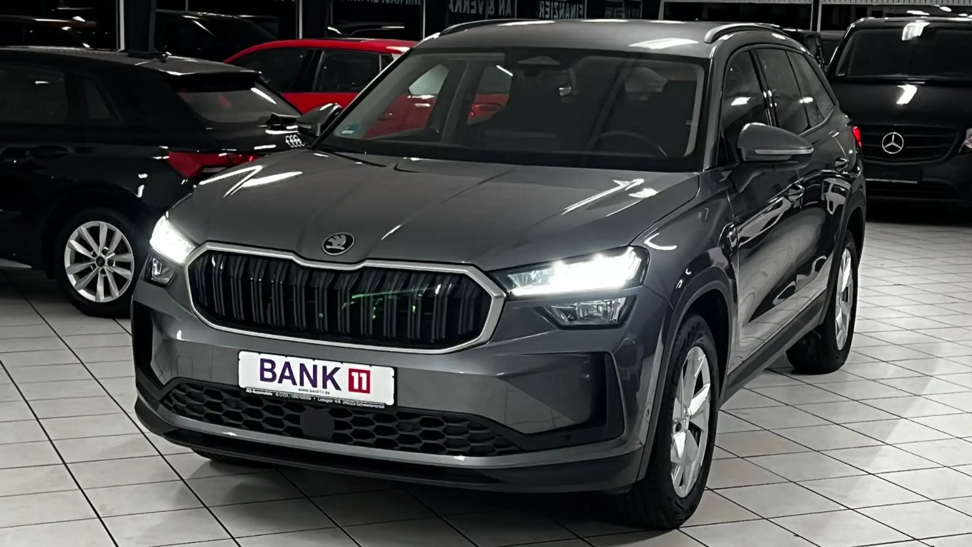 Skoda Kodiaq 2.0 TDI Selection TÜV&AU neu&Garantie Gris - 2