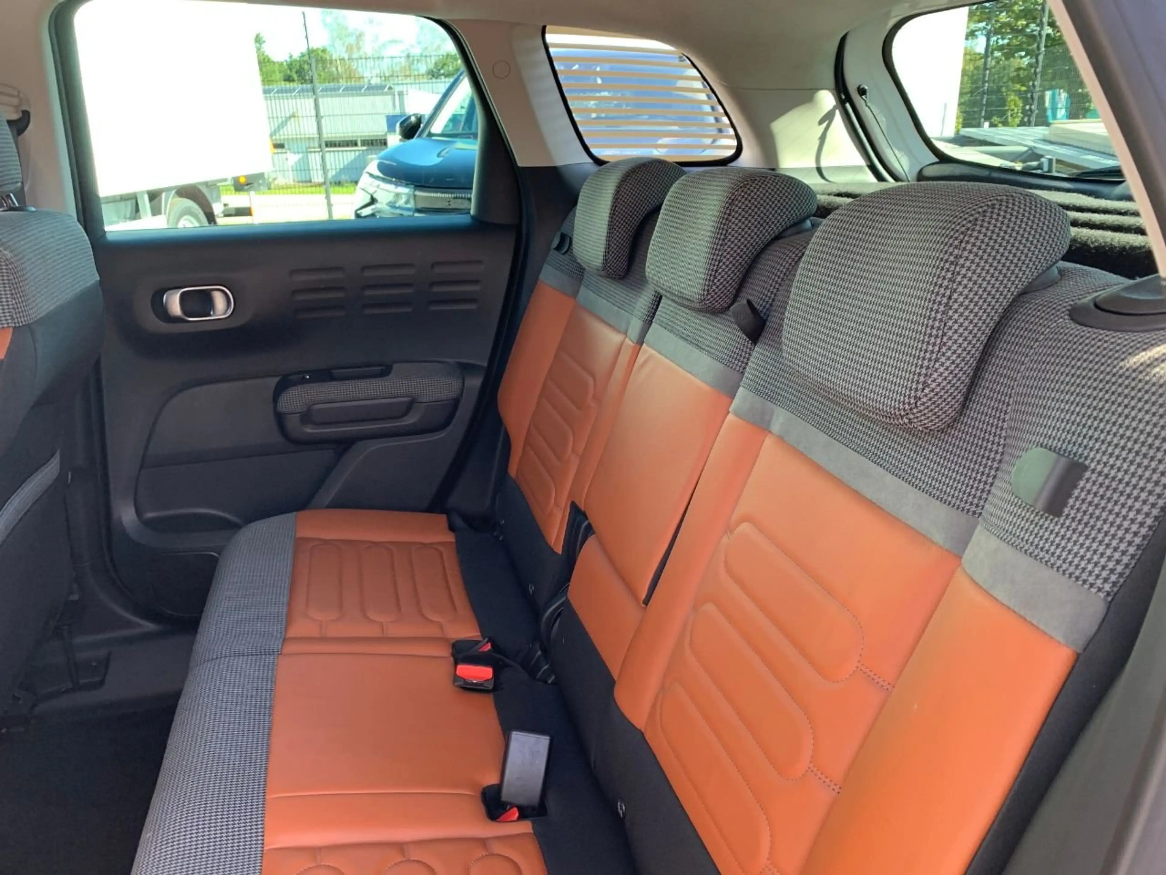 Citroen C3 Aircross 1.2 Turbo 130 Automaat Shine — photo 14