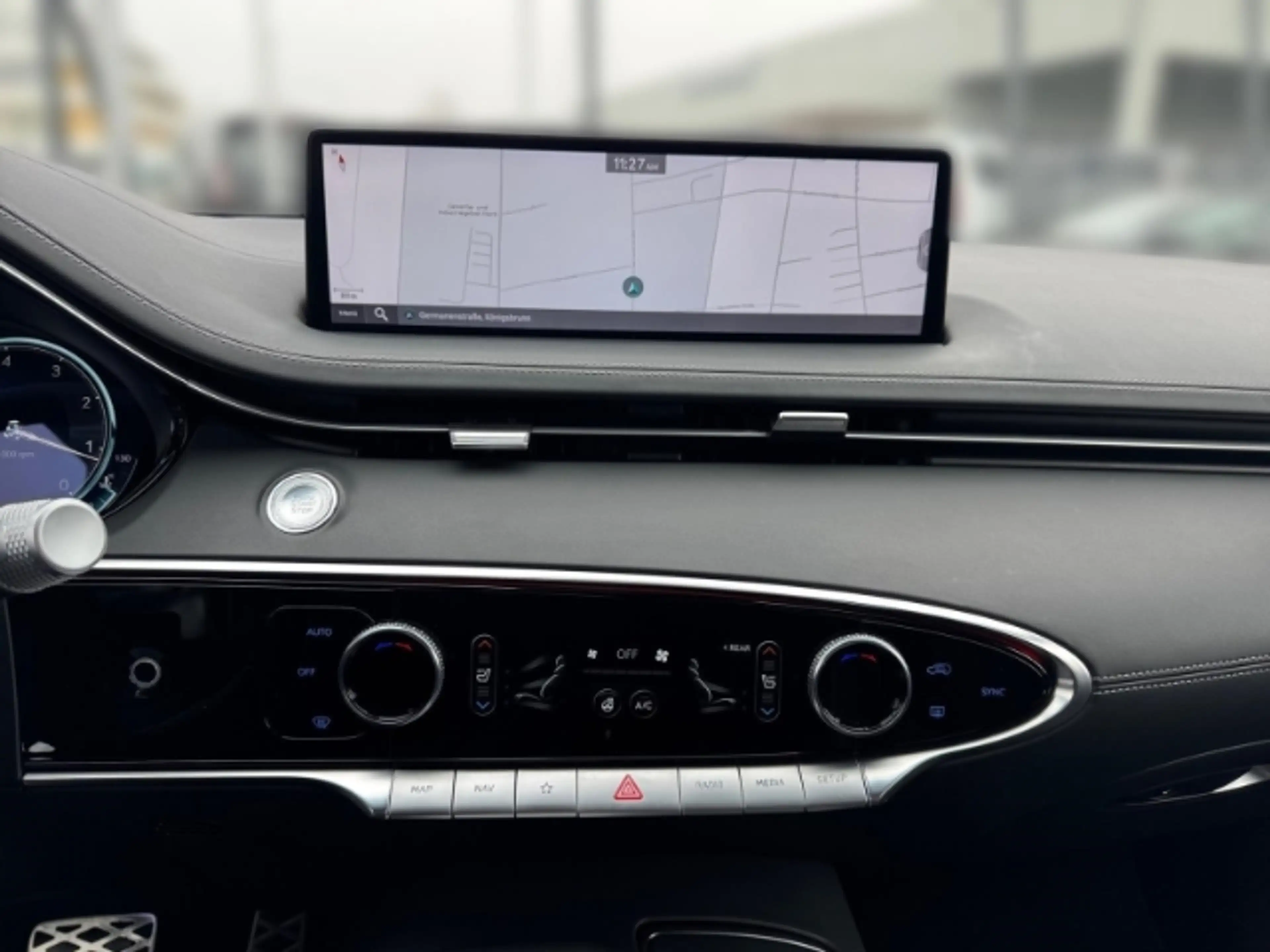 Genesis GV70 Sport 4WD Memory Sitze LED ACC El. Heckklappe Appl — photo 9