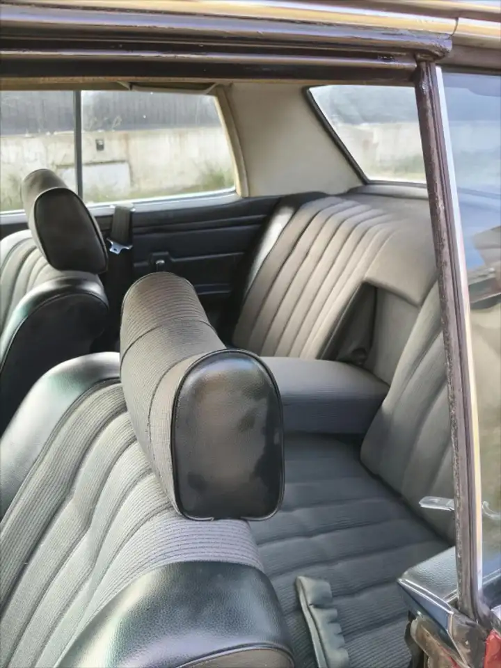 Mercedes-Benz 260 Deportivo Automático de 2 Puertas, foto 3