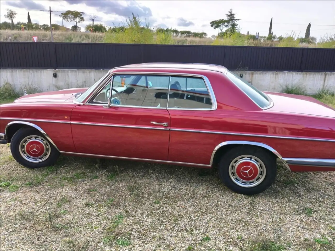 Mercedes-Benz 260 Deportivo Automático de 2 Puertas, foto 2