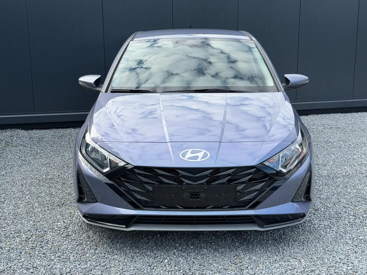 Hyundai i20 Family Automatik 66 kW (90 PS), Automatik, Fron... Blau - 2