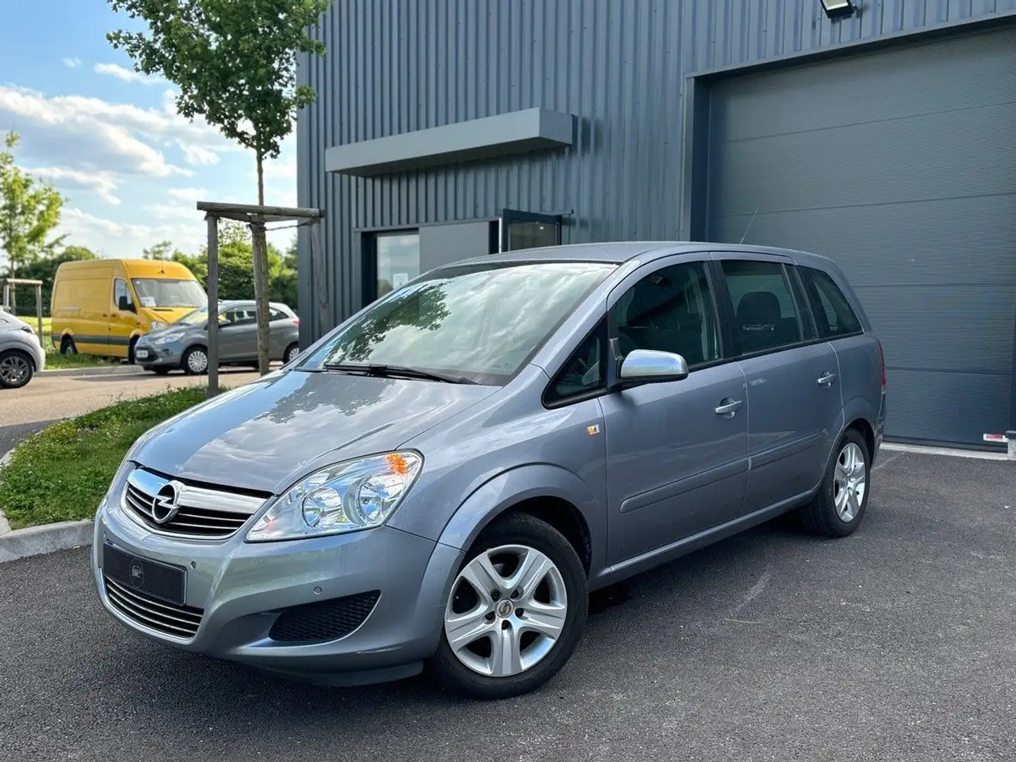 Opel Zafira PHASE ll LIMITED EDITION 1.6 i 115 CHV 7 PLACES - 169019KMS - GARANTIE 03 MOIS Gris - 1