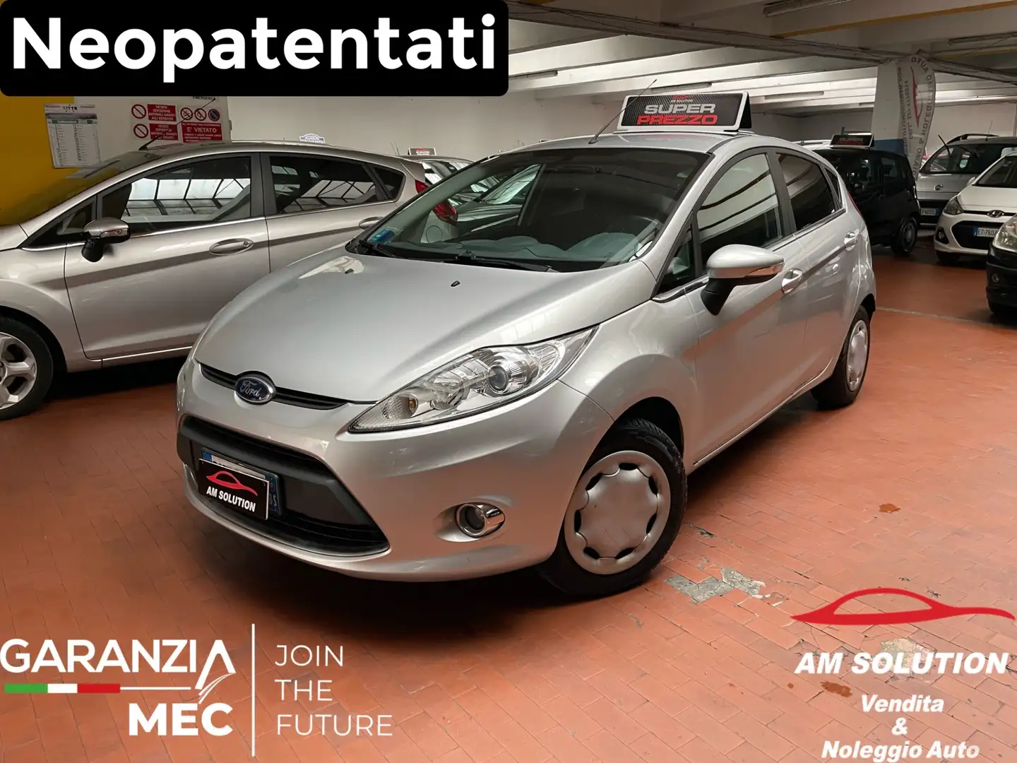 Ford Fiesta Fiesta 1.4 Neopatentati Argento - 1
