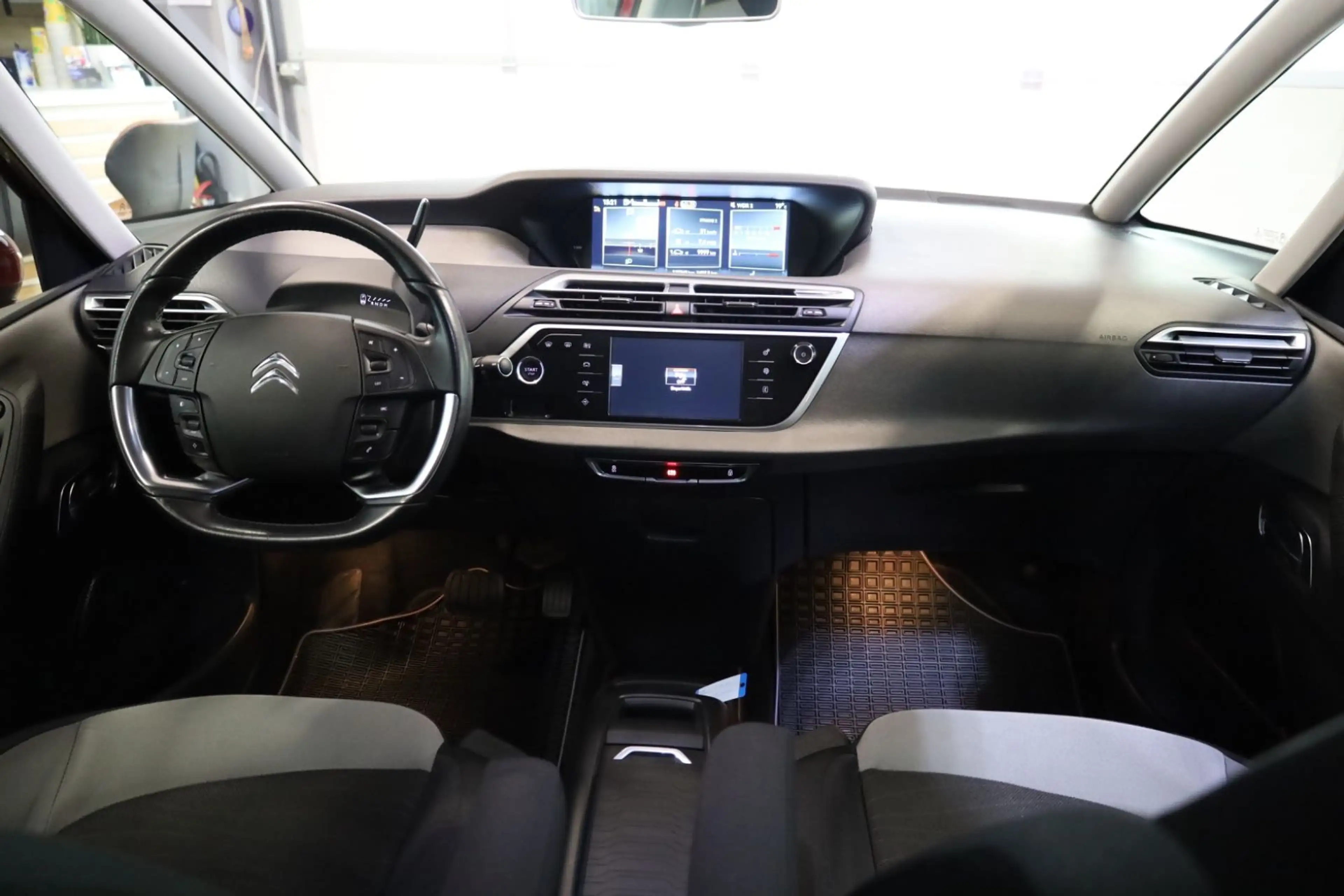 Citroen C4 Picasso /Navi/Kamera/AHK — photo 13